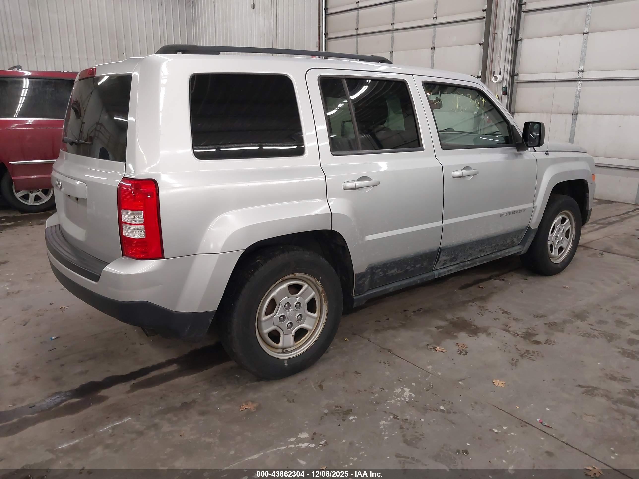 JEEP PATRIOT image 4