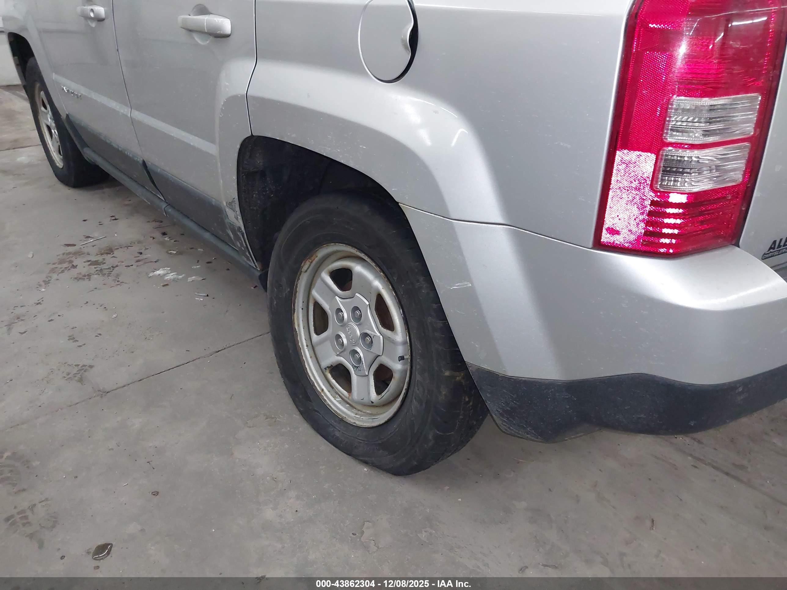 JEEP PATRIOT image 6