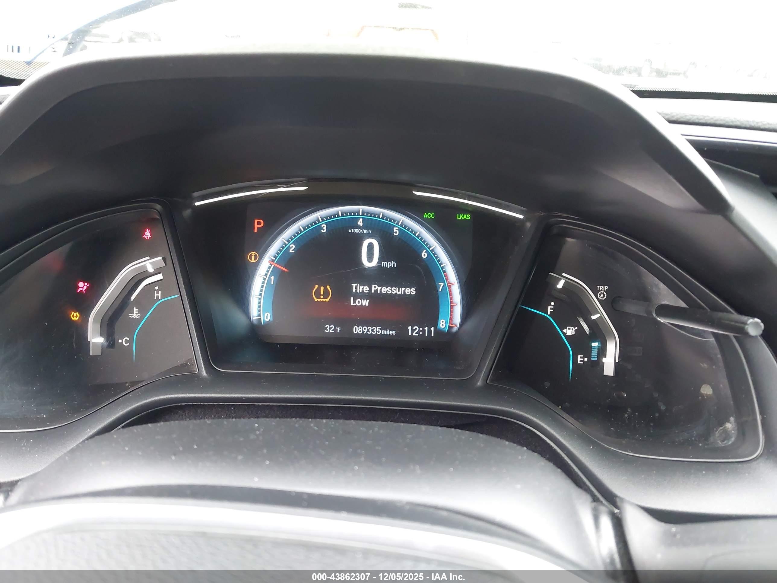 HONDA CIVIC image 7