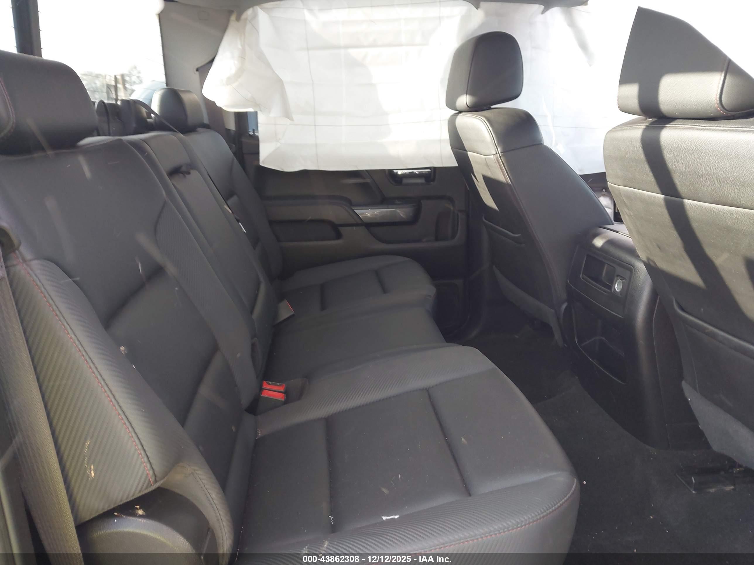 GMC SIERRA image 8