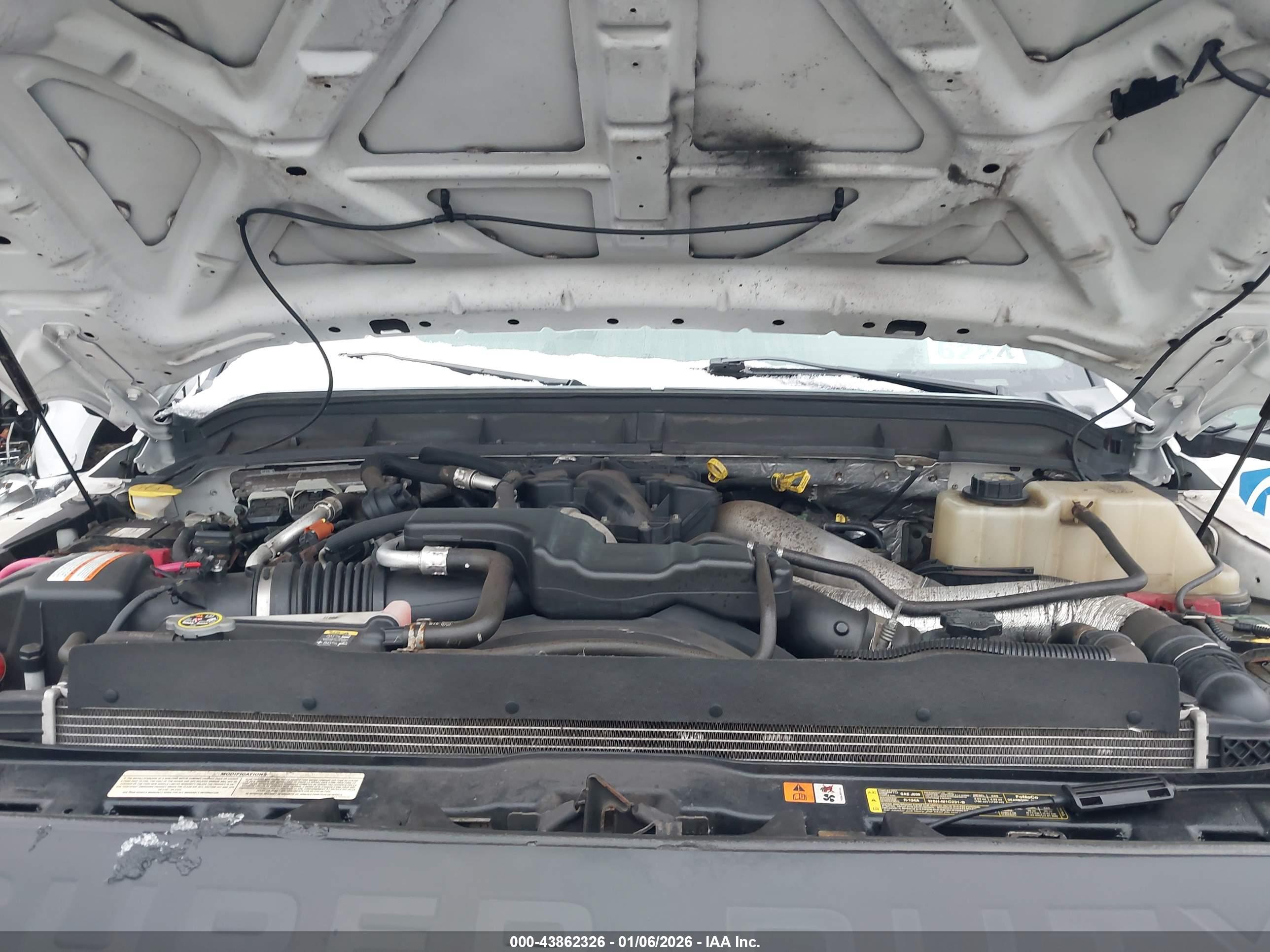 FORD F-550 image 10