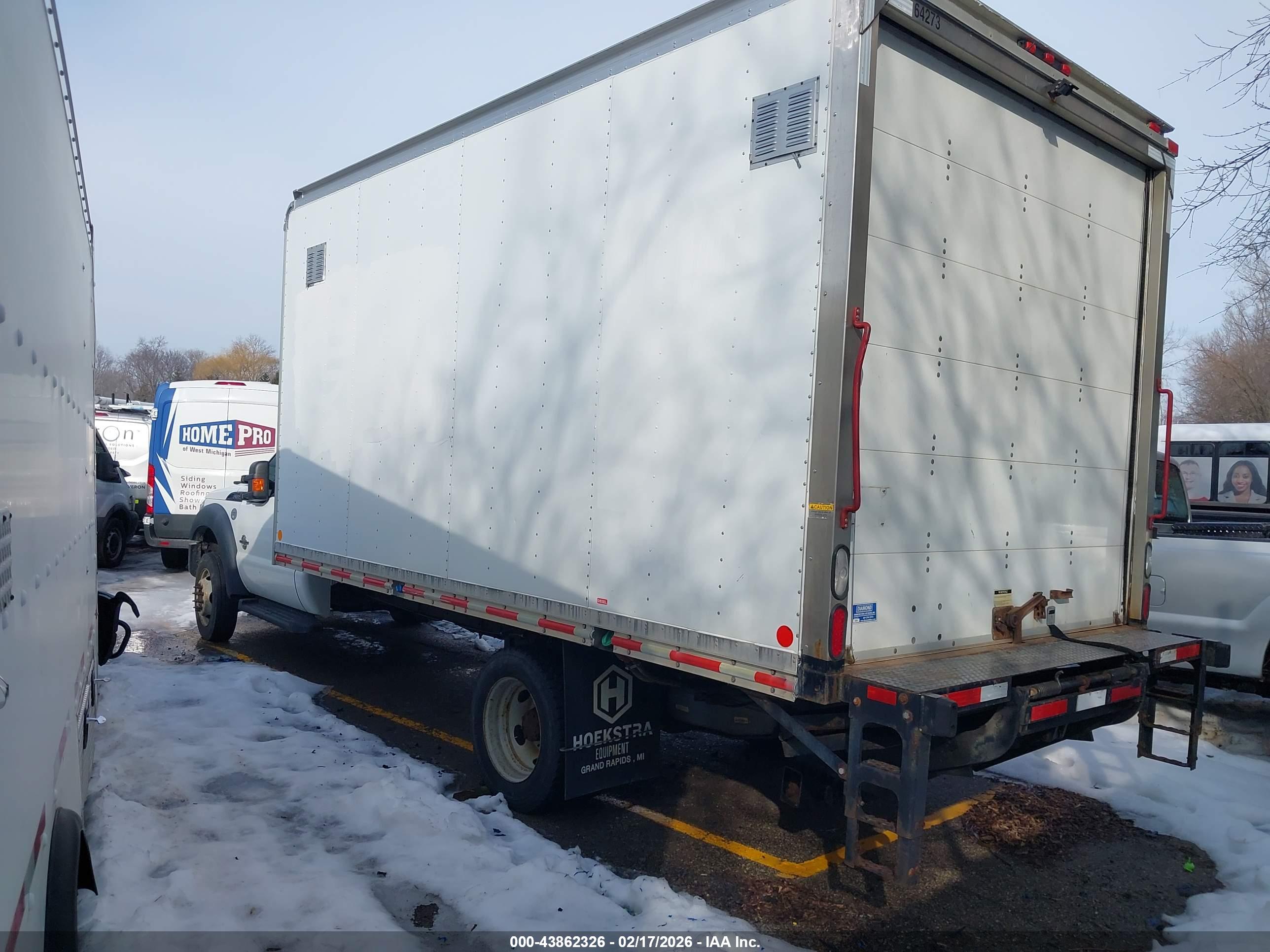 FORD F-550 image 3
