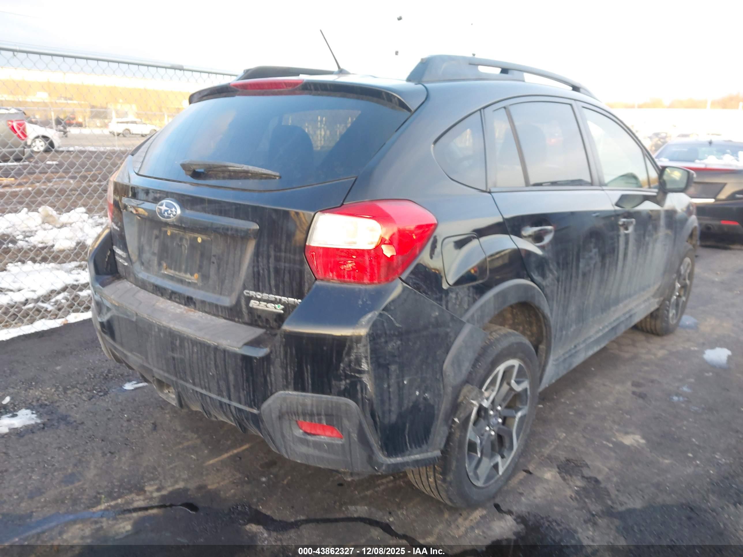 SUBARU CROSSTREK image 4