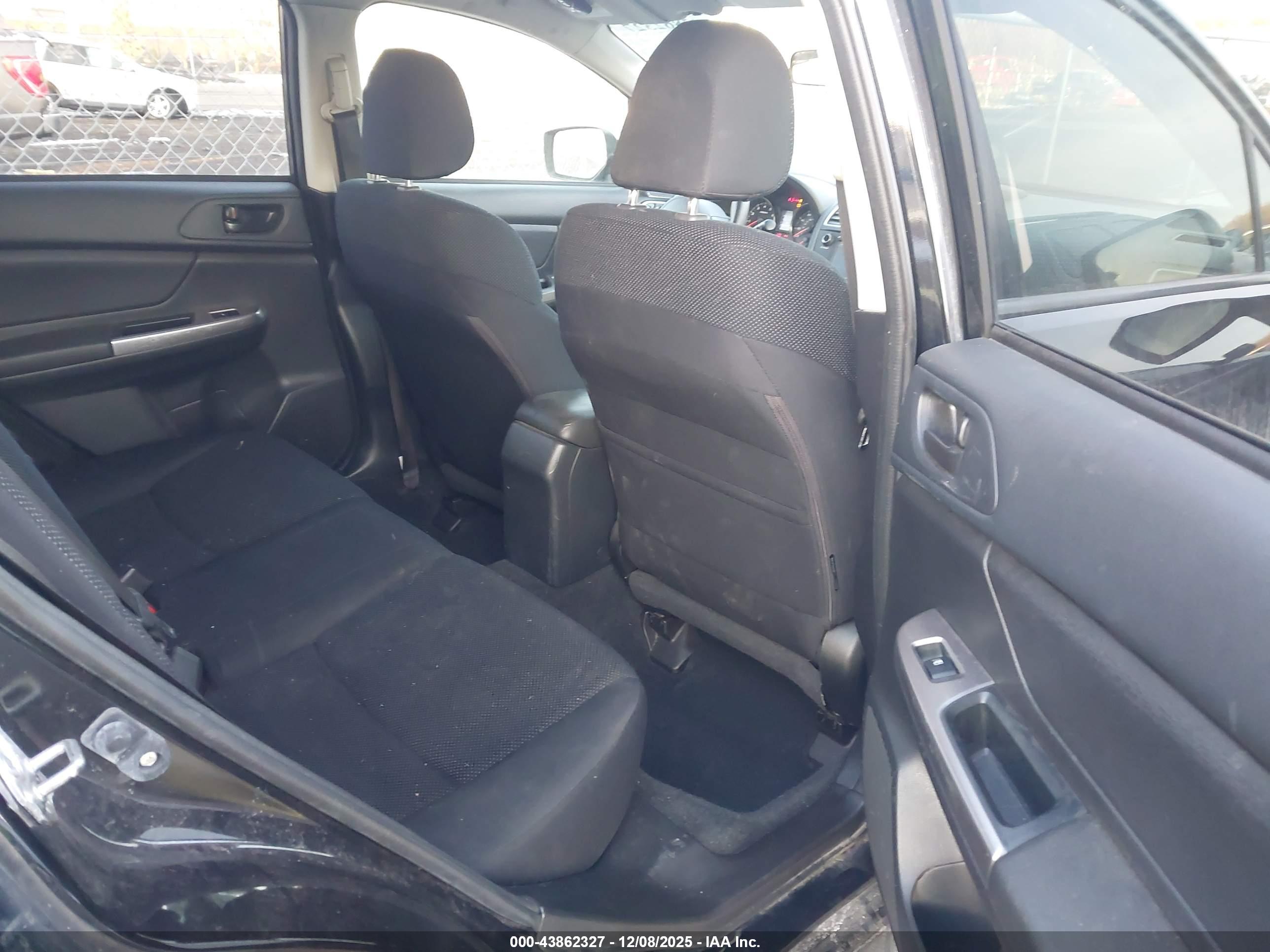SUBARU CROSSTREK image 8