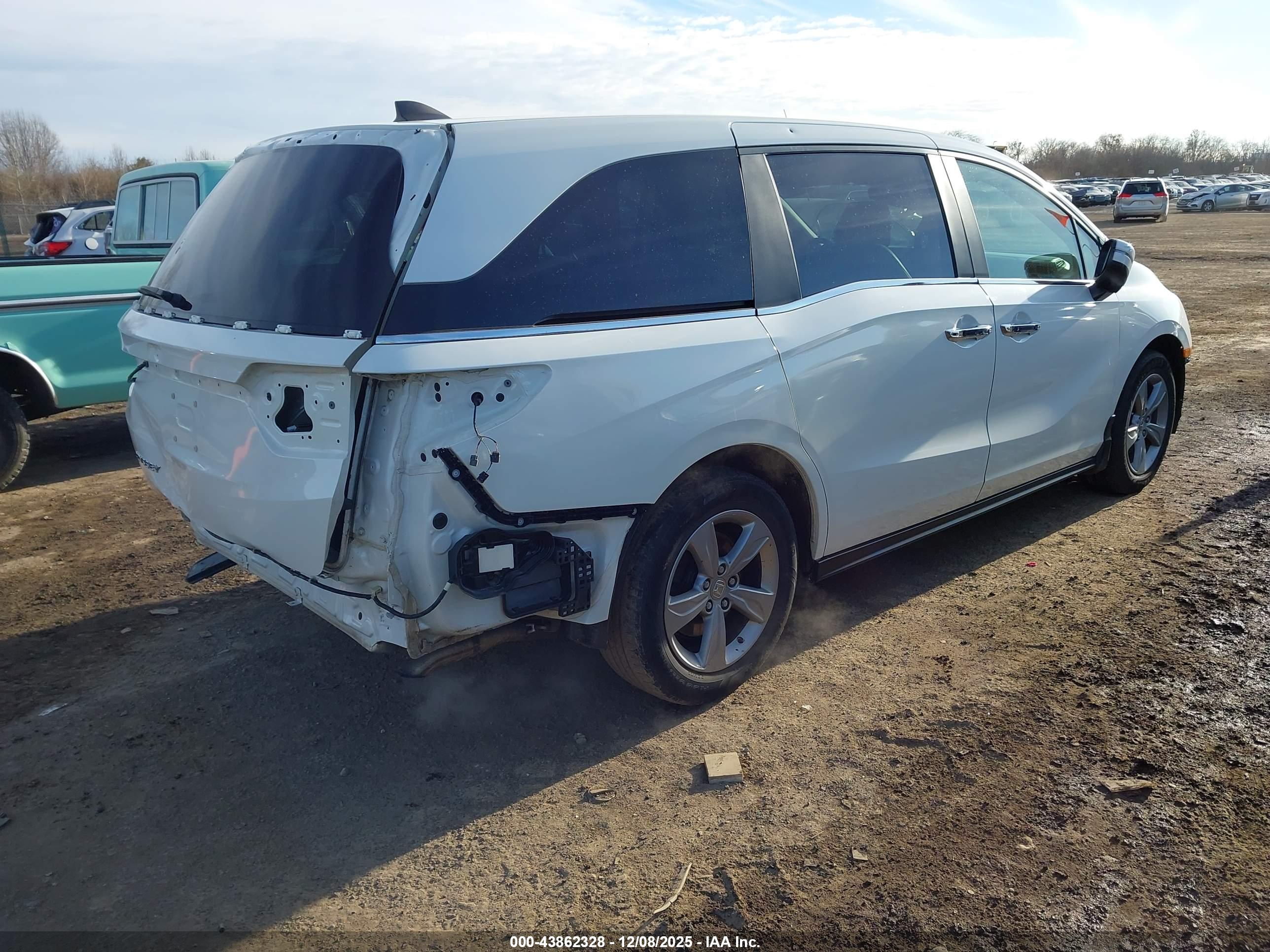 HONDA ODYSSEY image 4