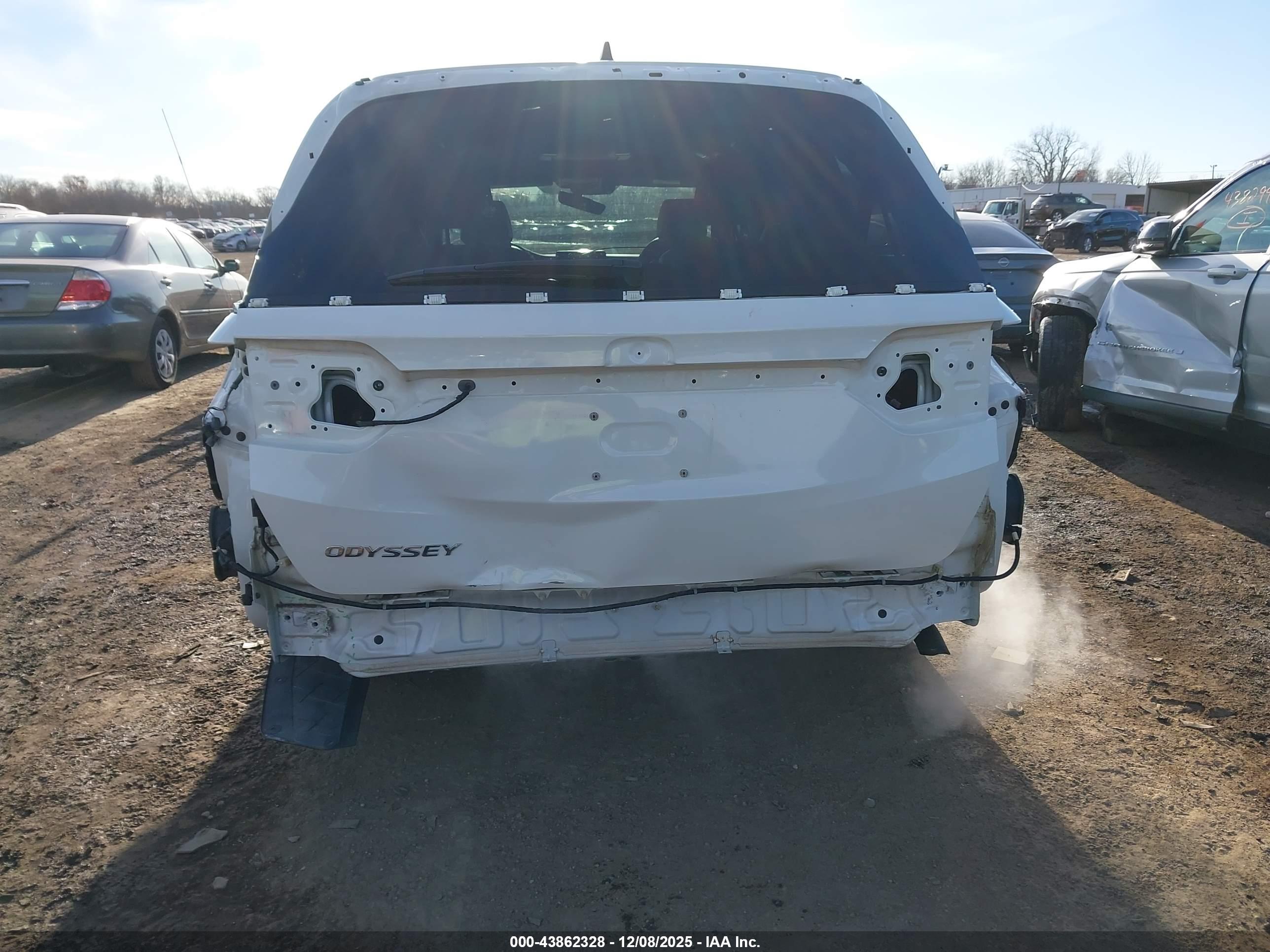 HONDA ODYSSEY image 6