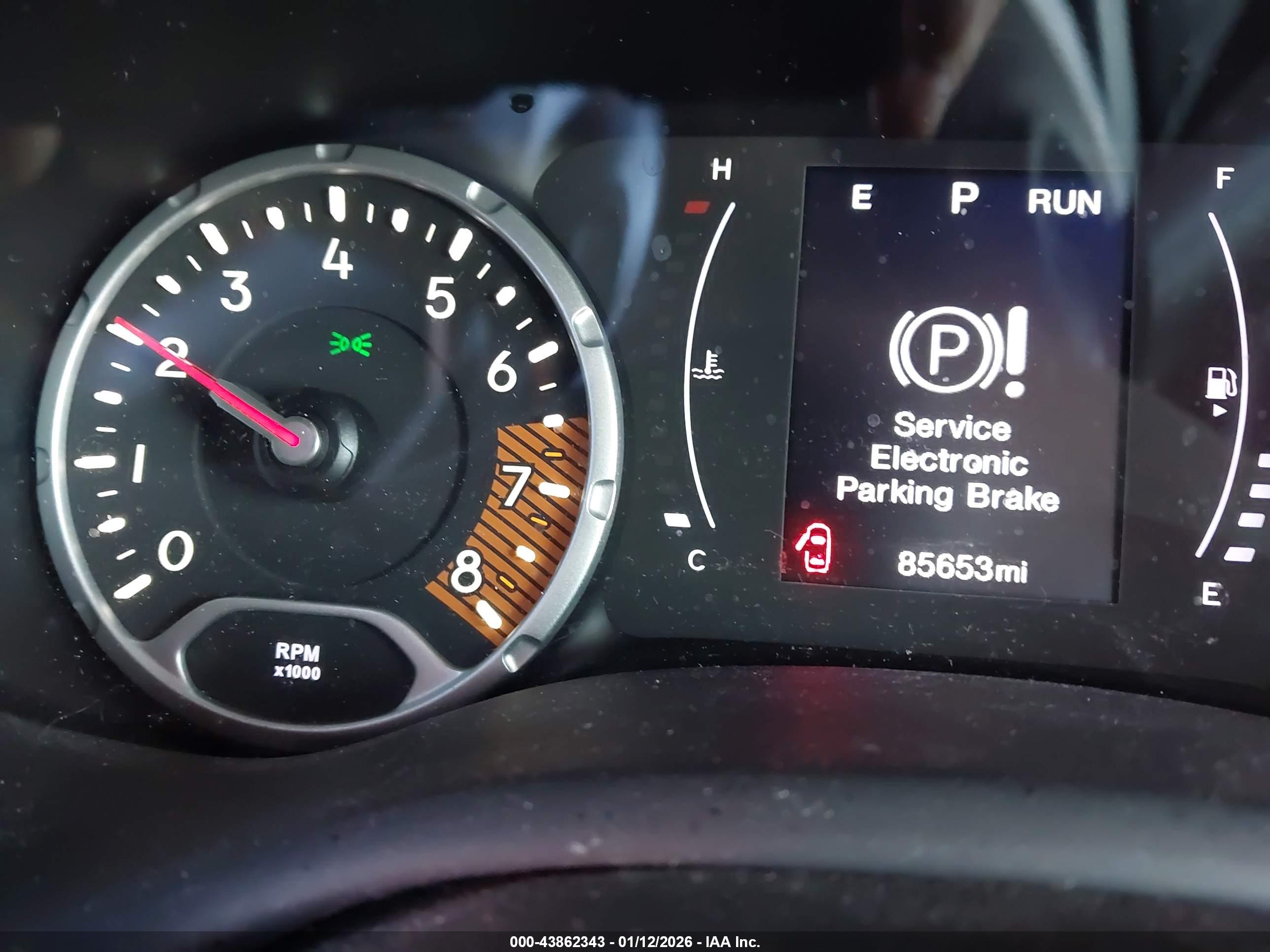 JEEP RENEGADE image 7