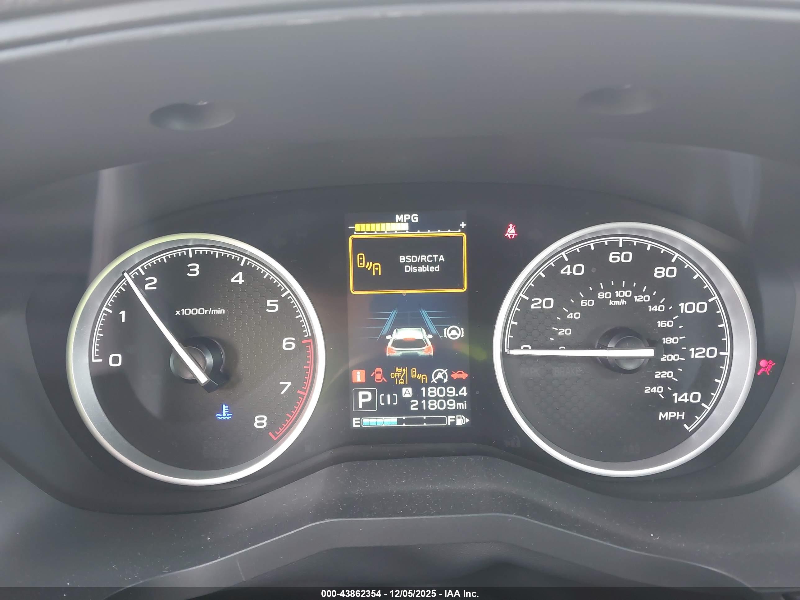 SUBARU FORESTER image 7