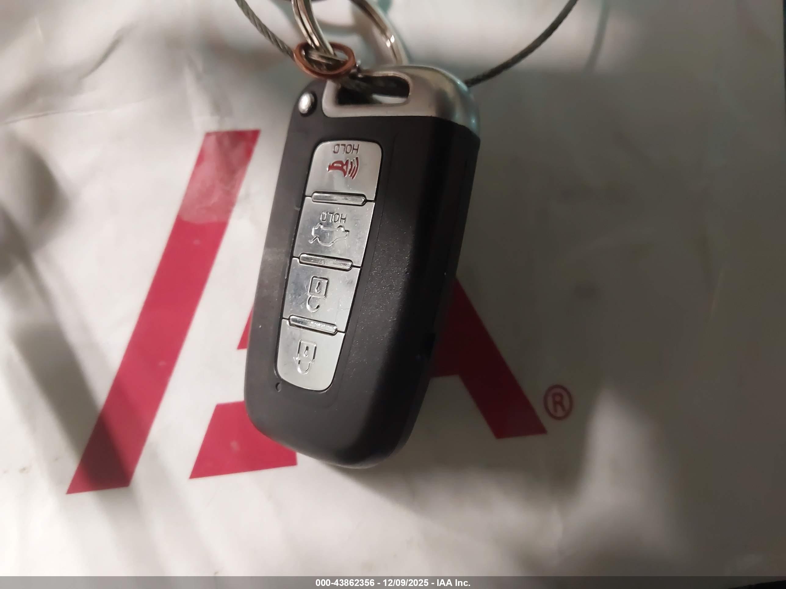HYUNDAI SONATA image 11