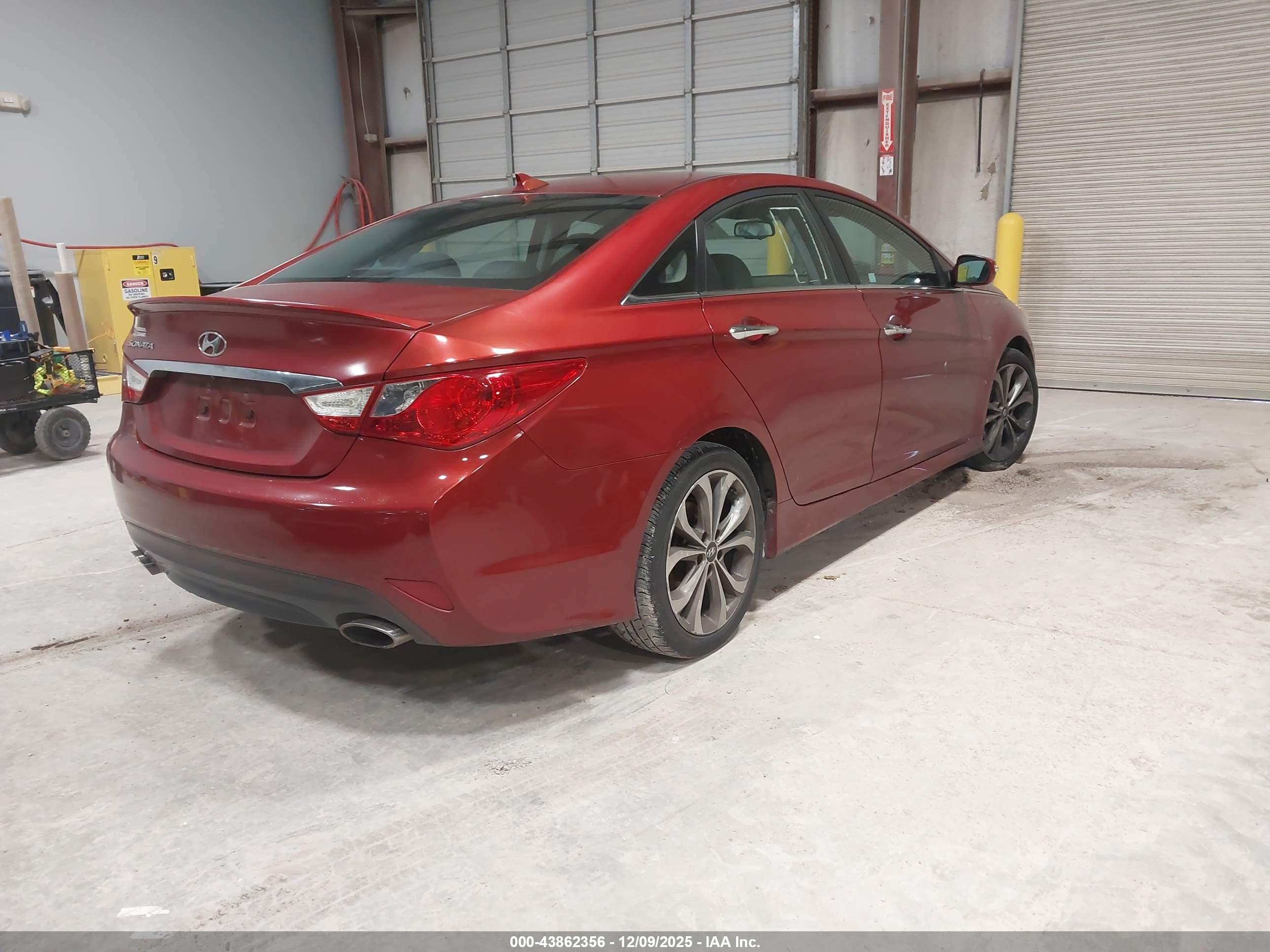 HYUNDAI SONATA image 4