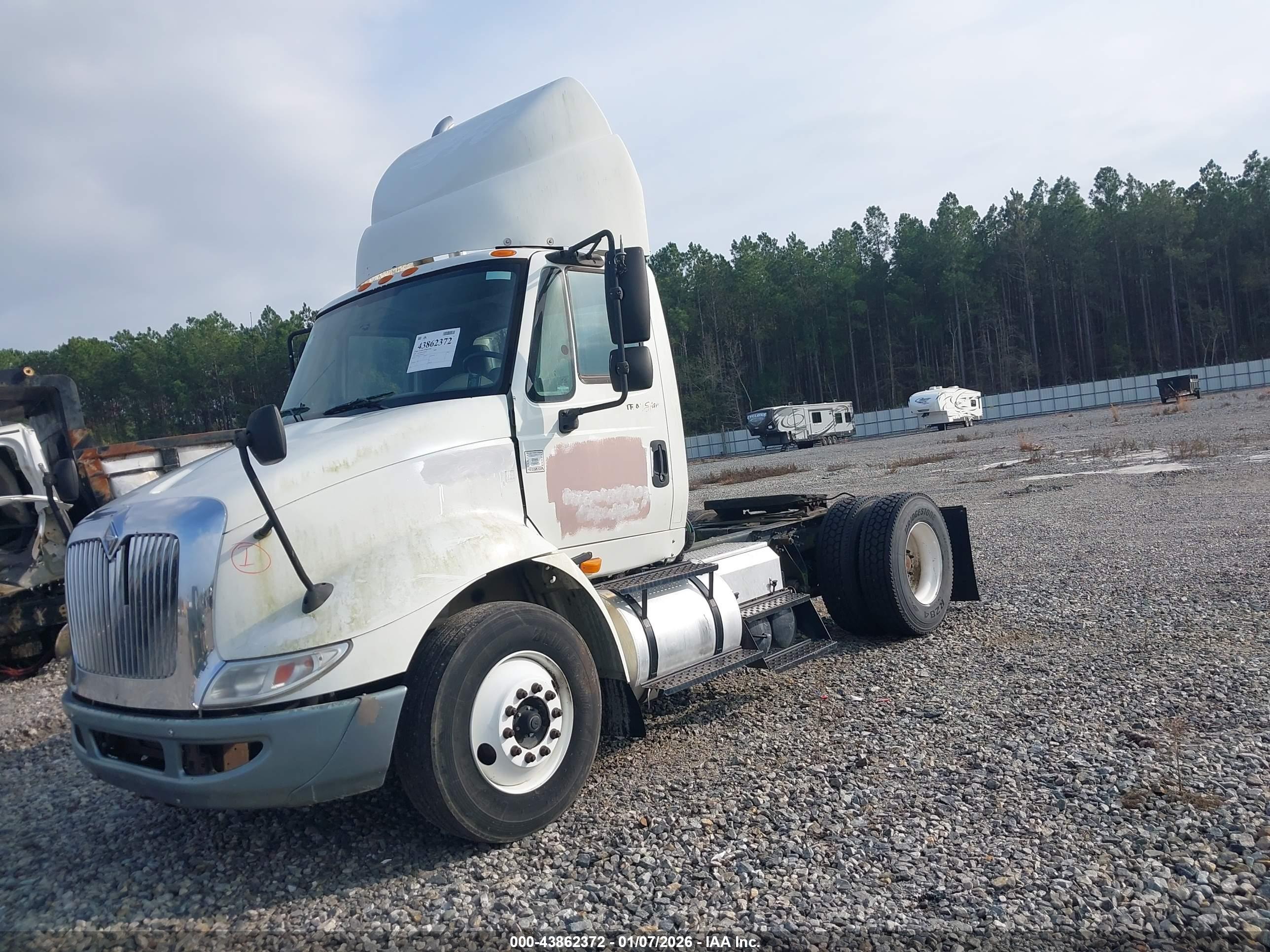 INTERNATIONAL 8000 image 2