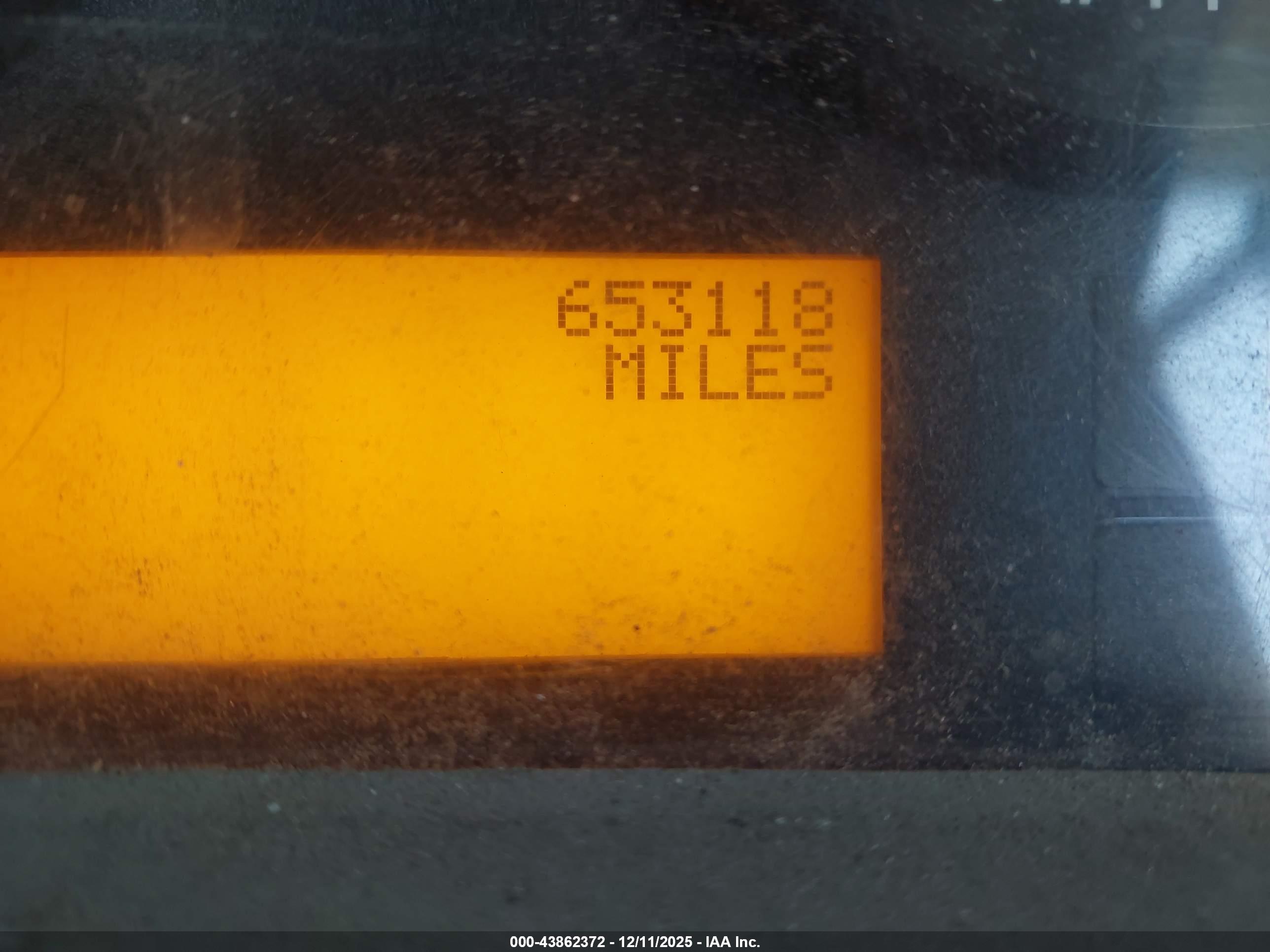 INTERNATIONAL 8000 image 6