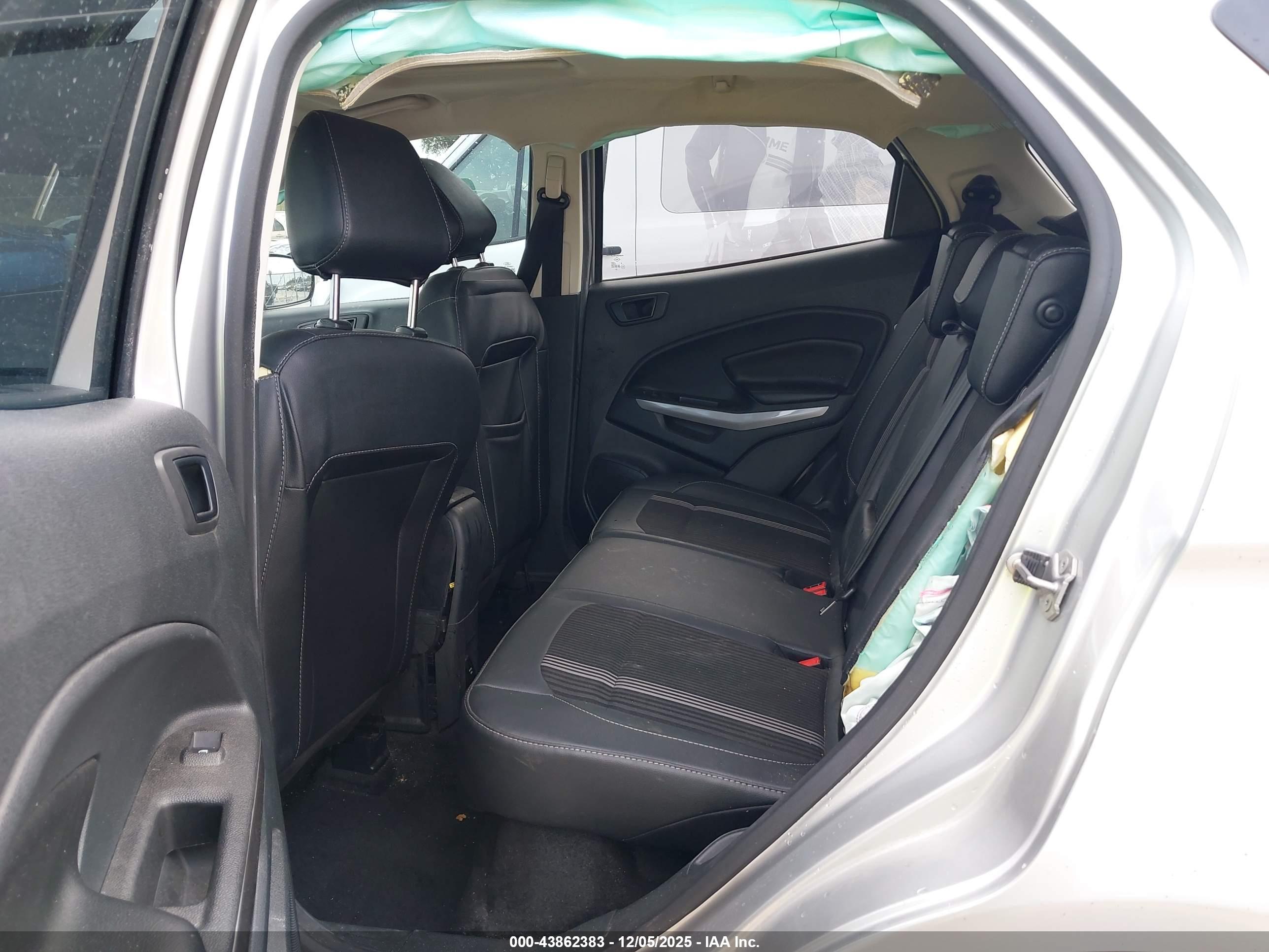 FORD ECOSPORT image 8