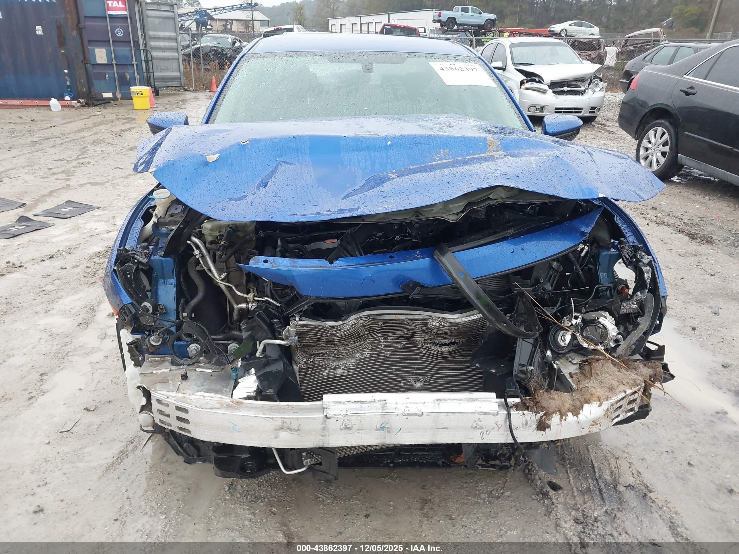 HONDA CIVIC image 6