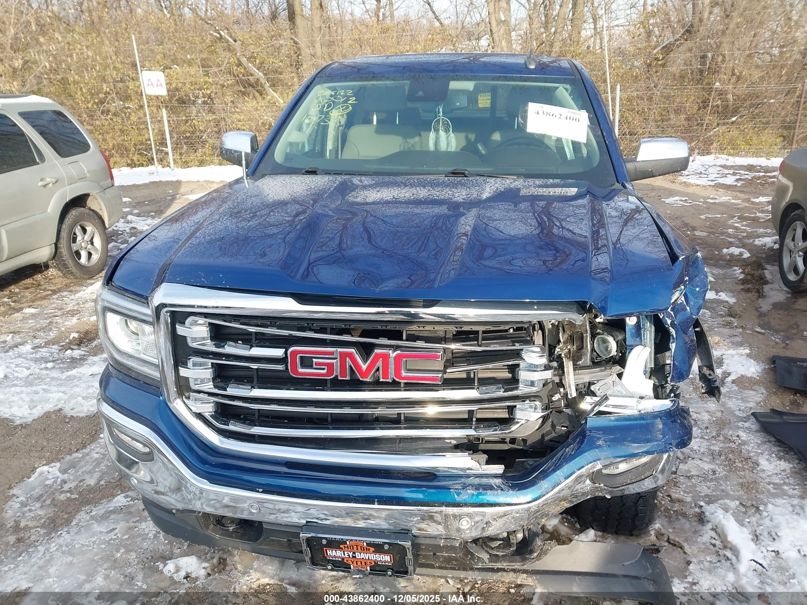 GMC SIERRA image 6