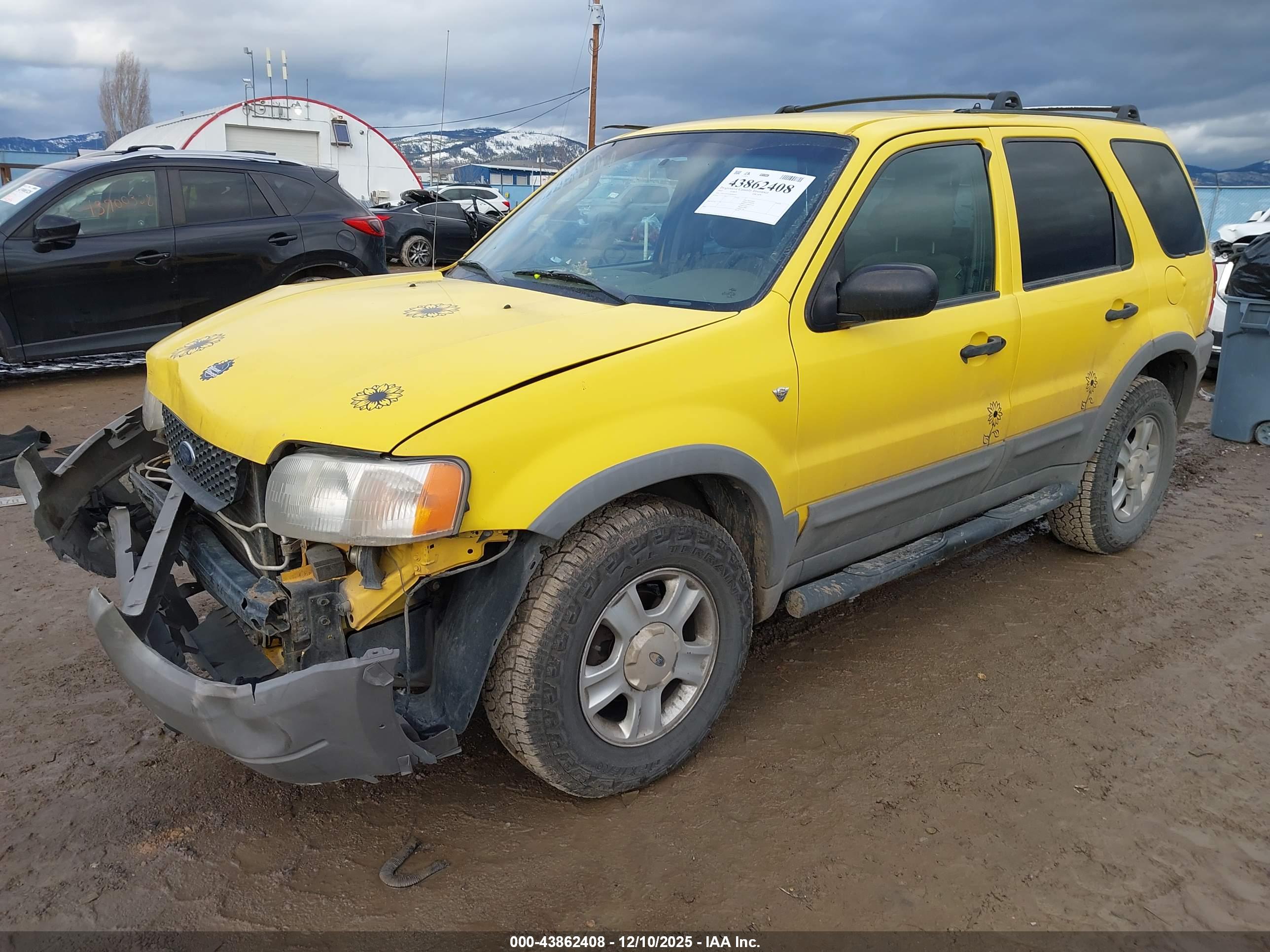 FORD ESCAPE image 2
