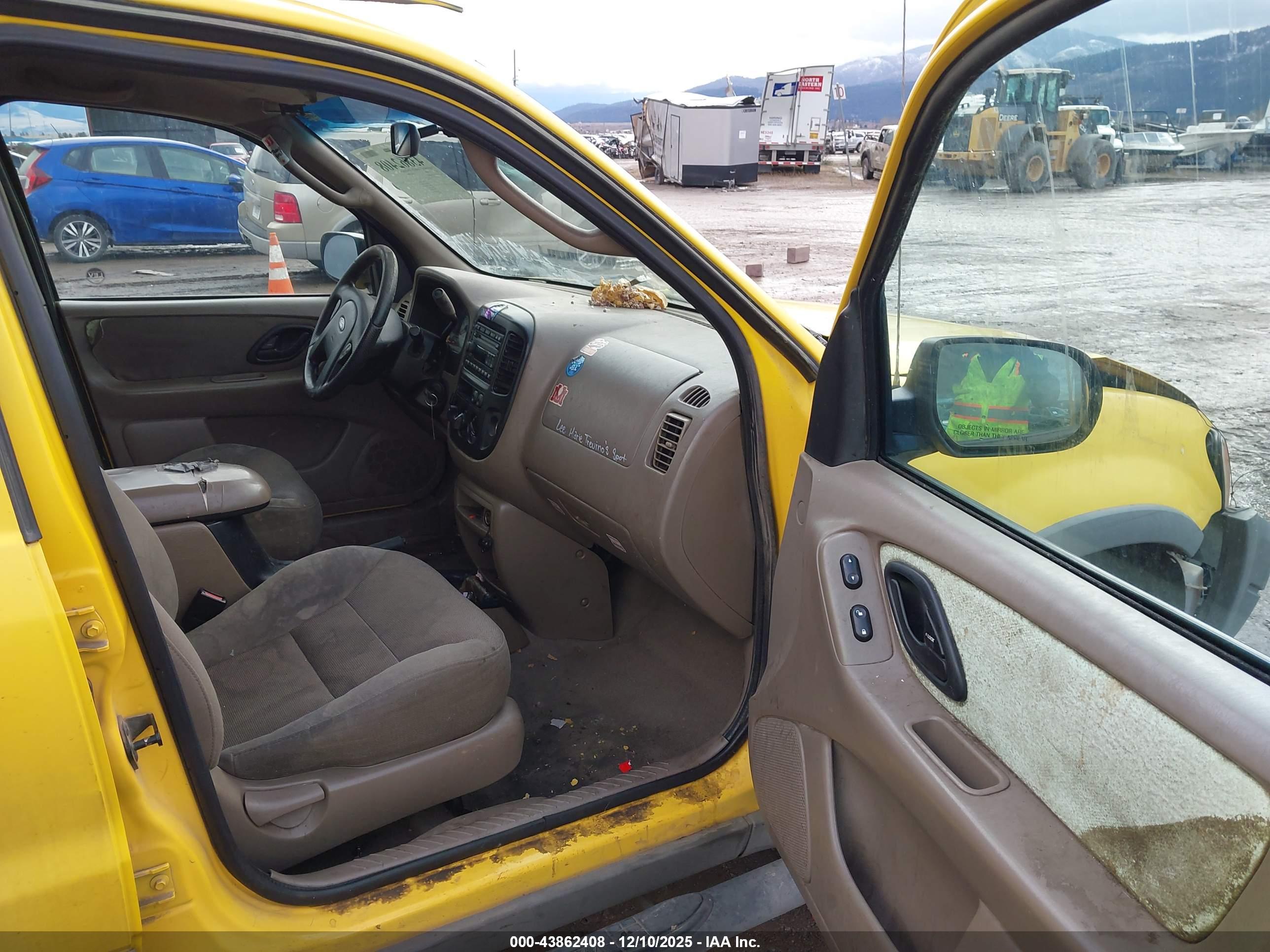 FORD ESCAPE image 5