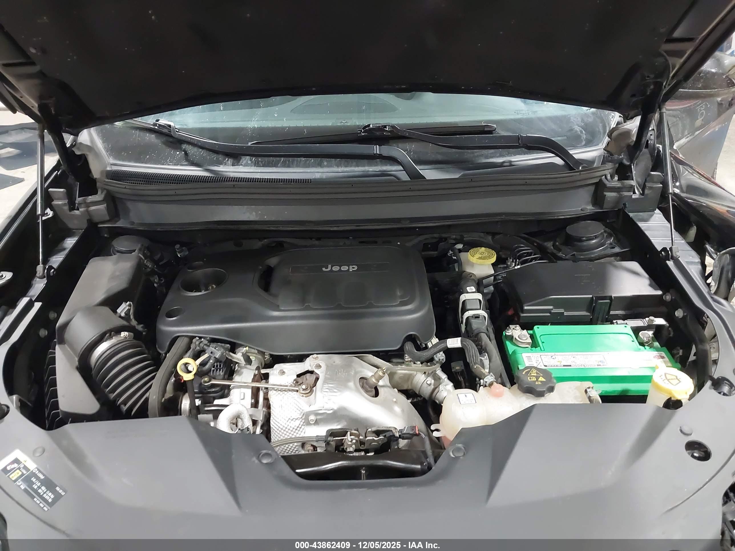 JEEP CHEROKEE image 10