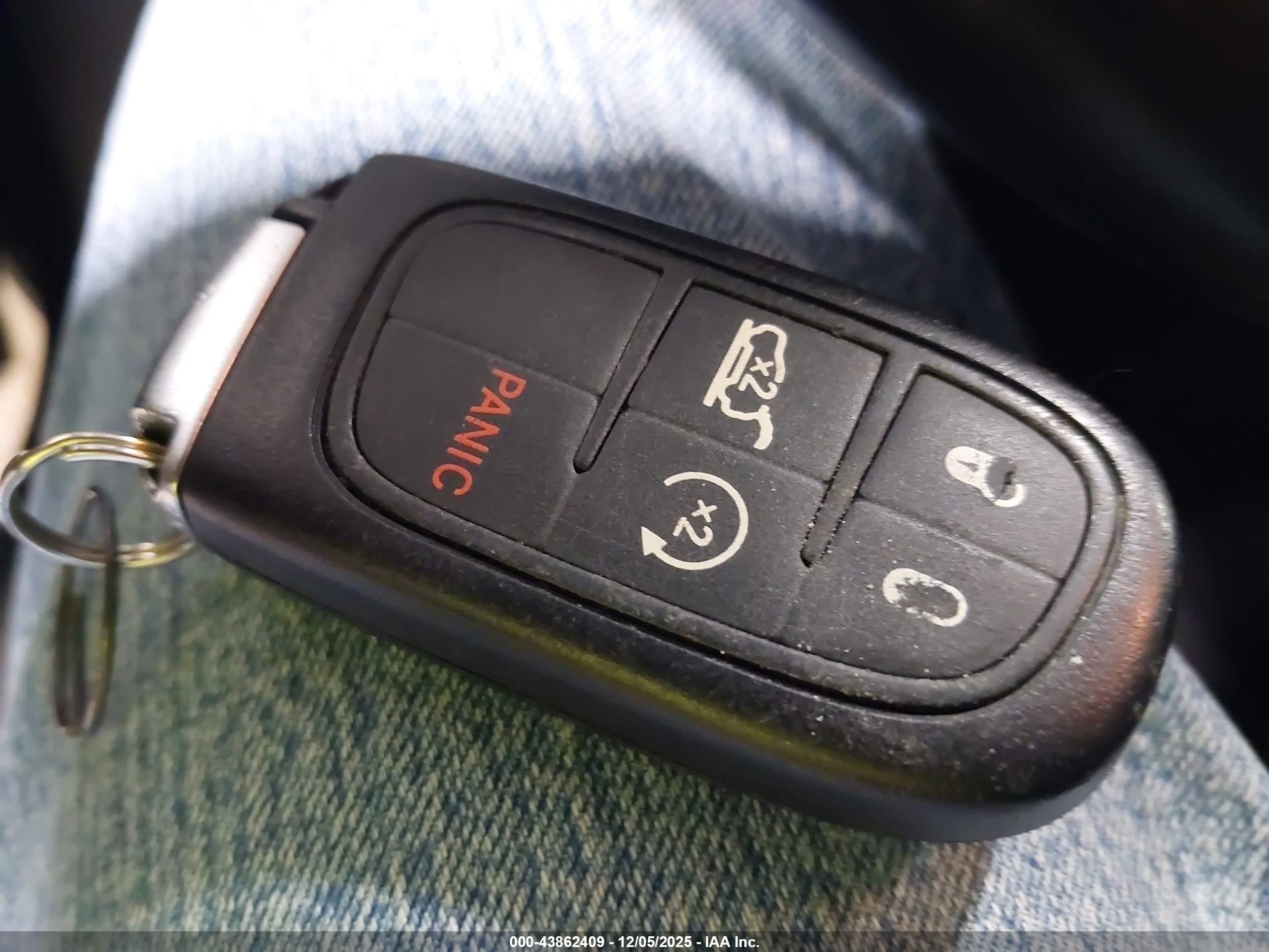JEEP CHEROKEE image 11