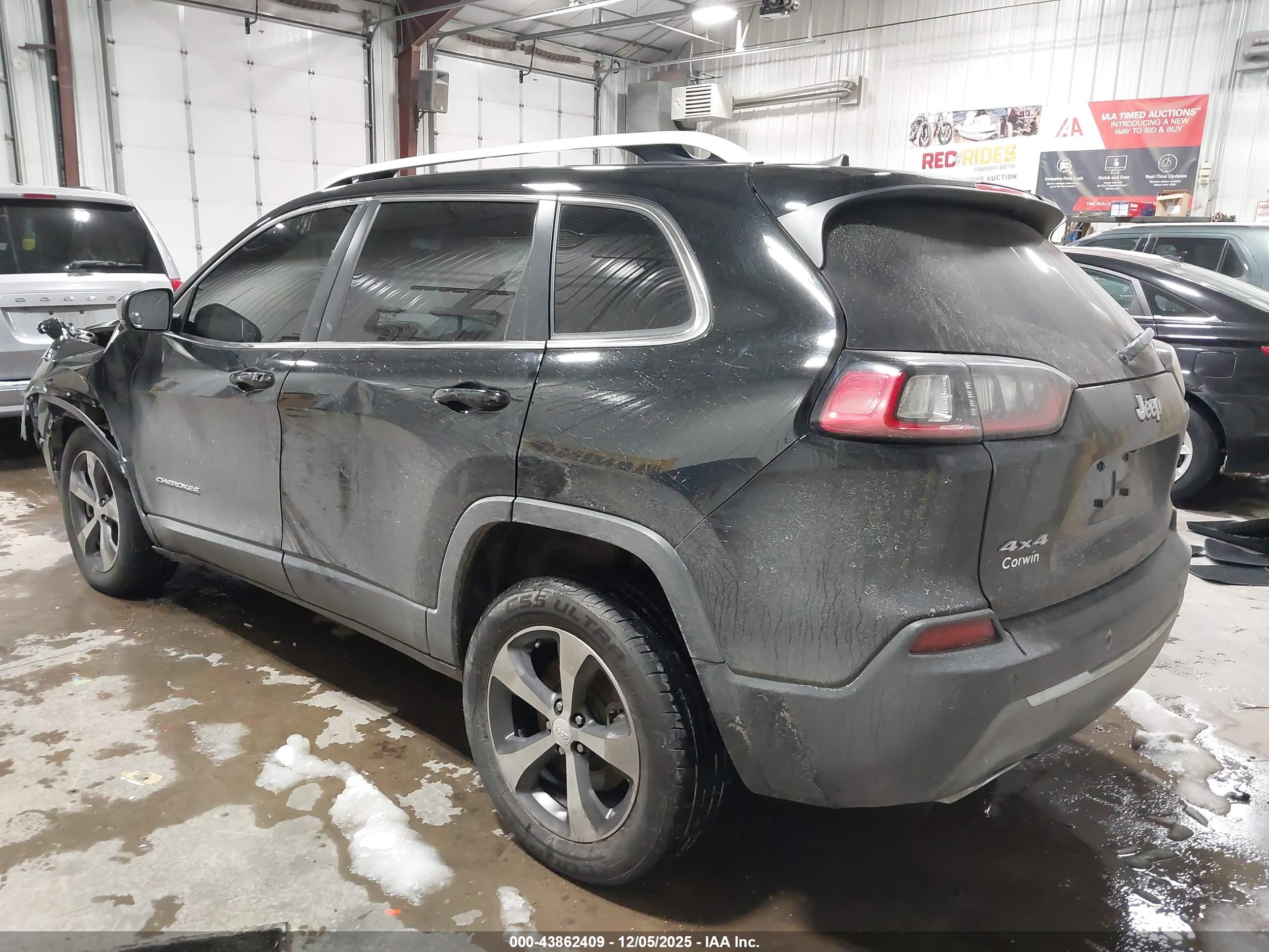 JEEP CHEROKEE image 3