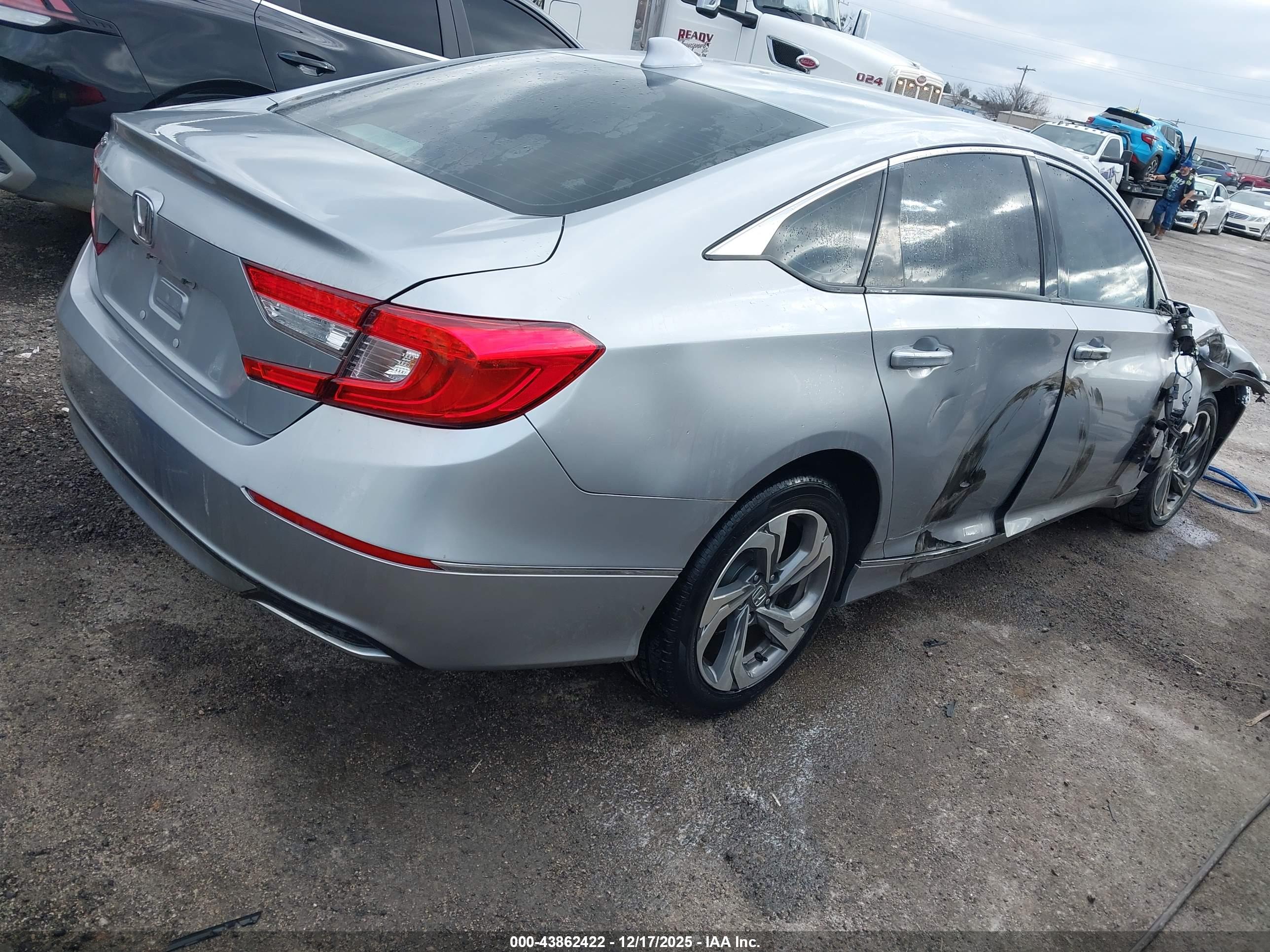 HONDA ACCORD image 4