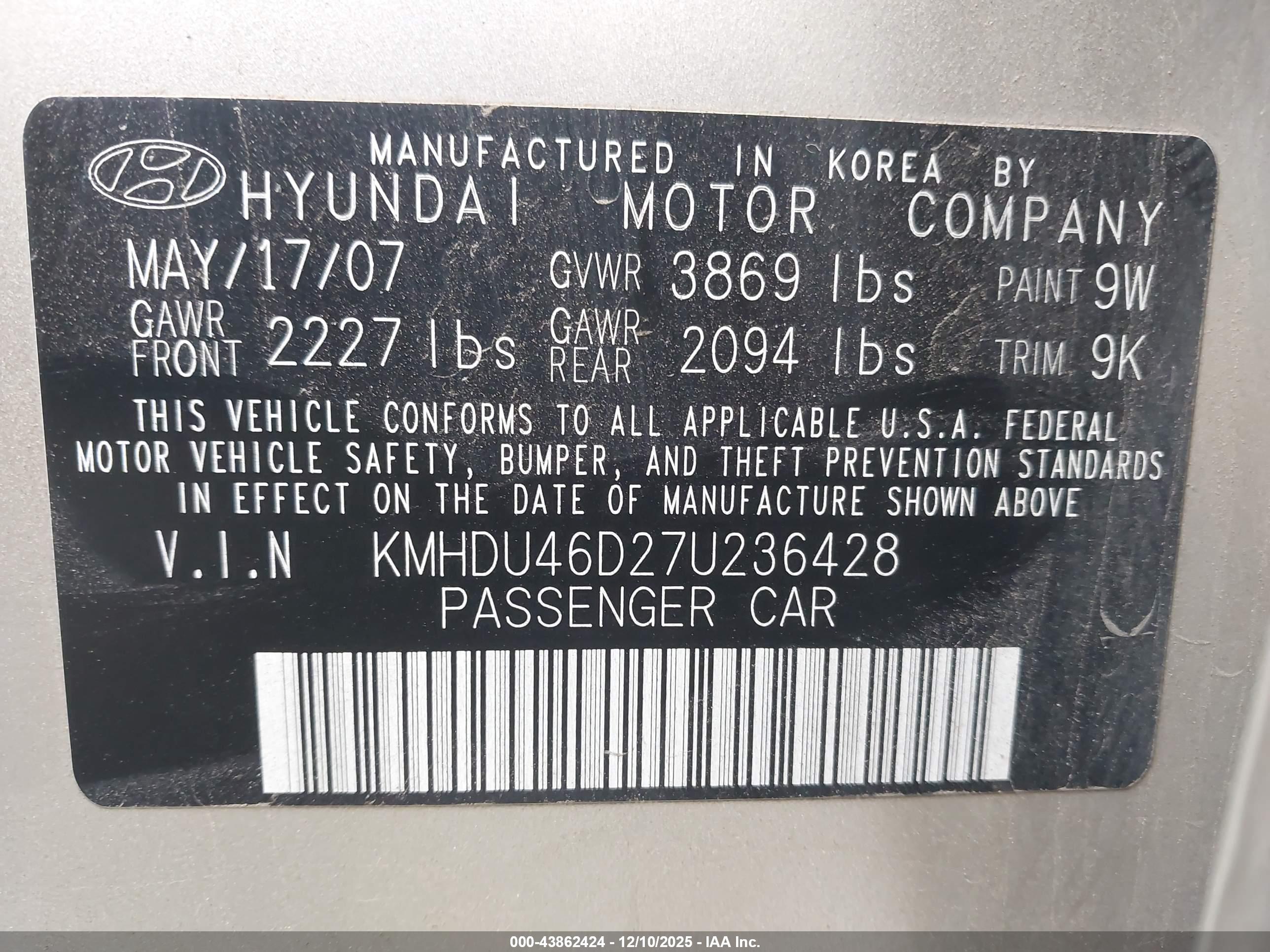 HYUNDAI ELANTRA image 9