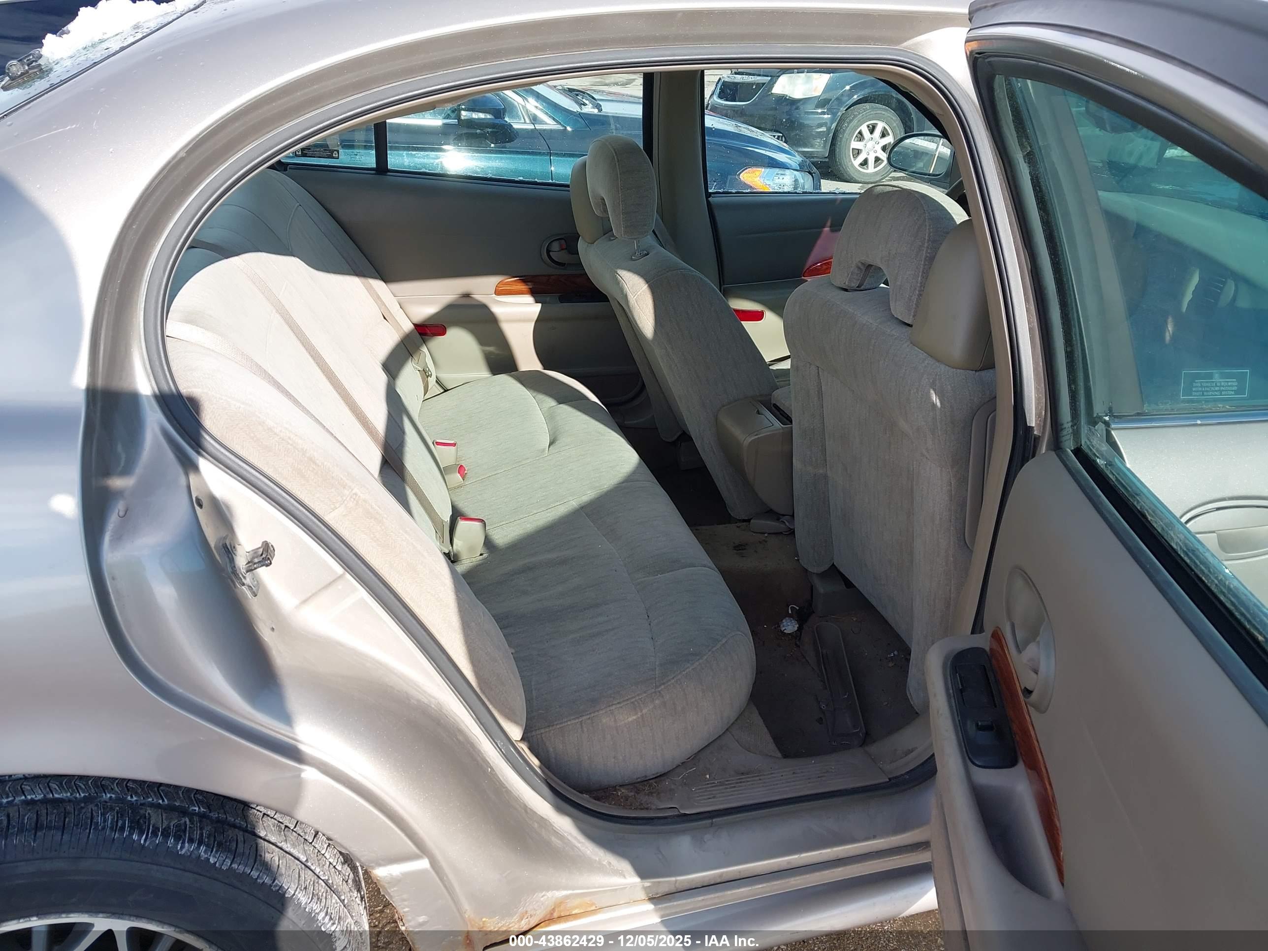 BUICK LESABRE image 8