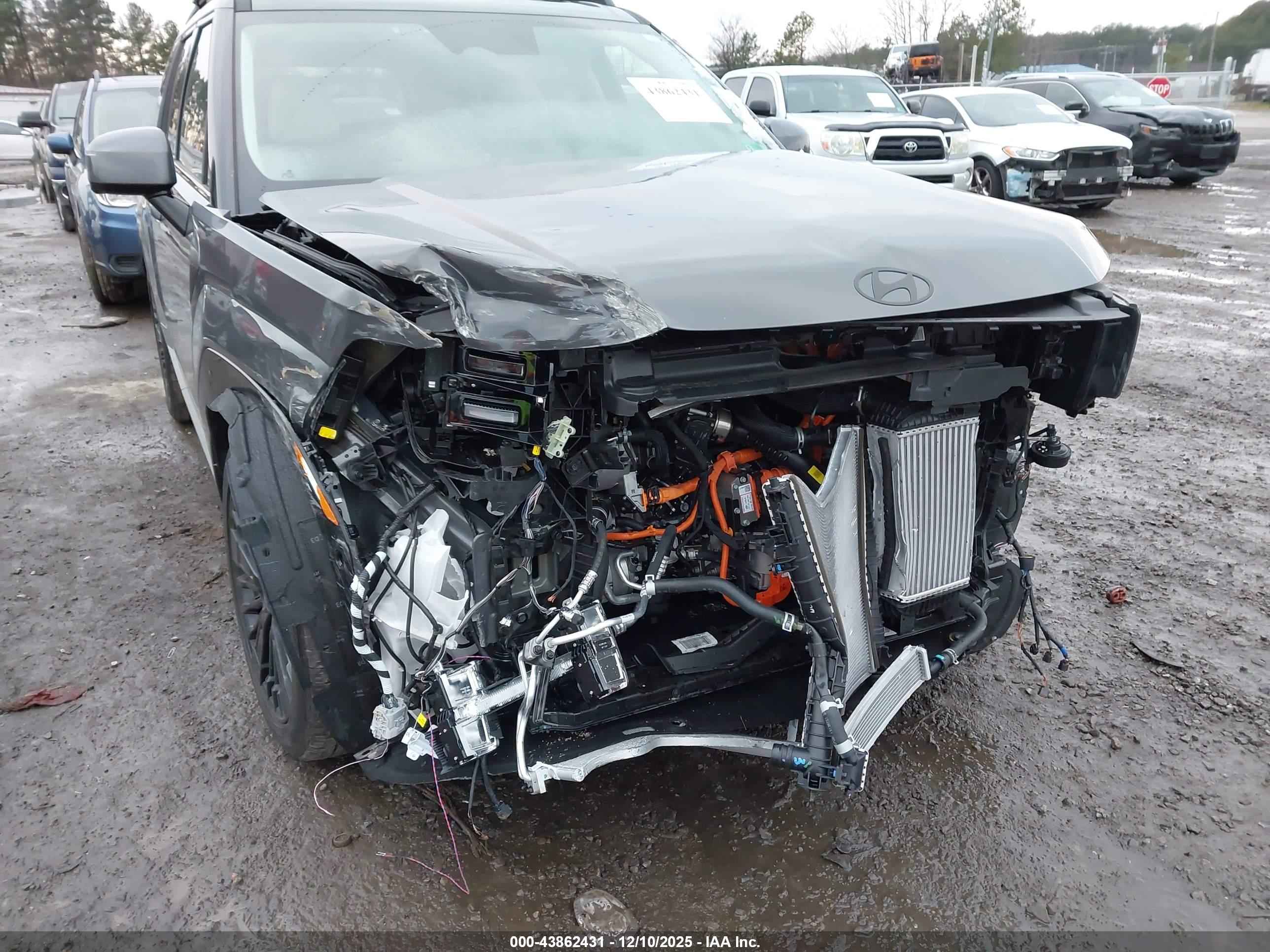 HYUNDAI SANTA image 6