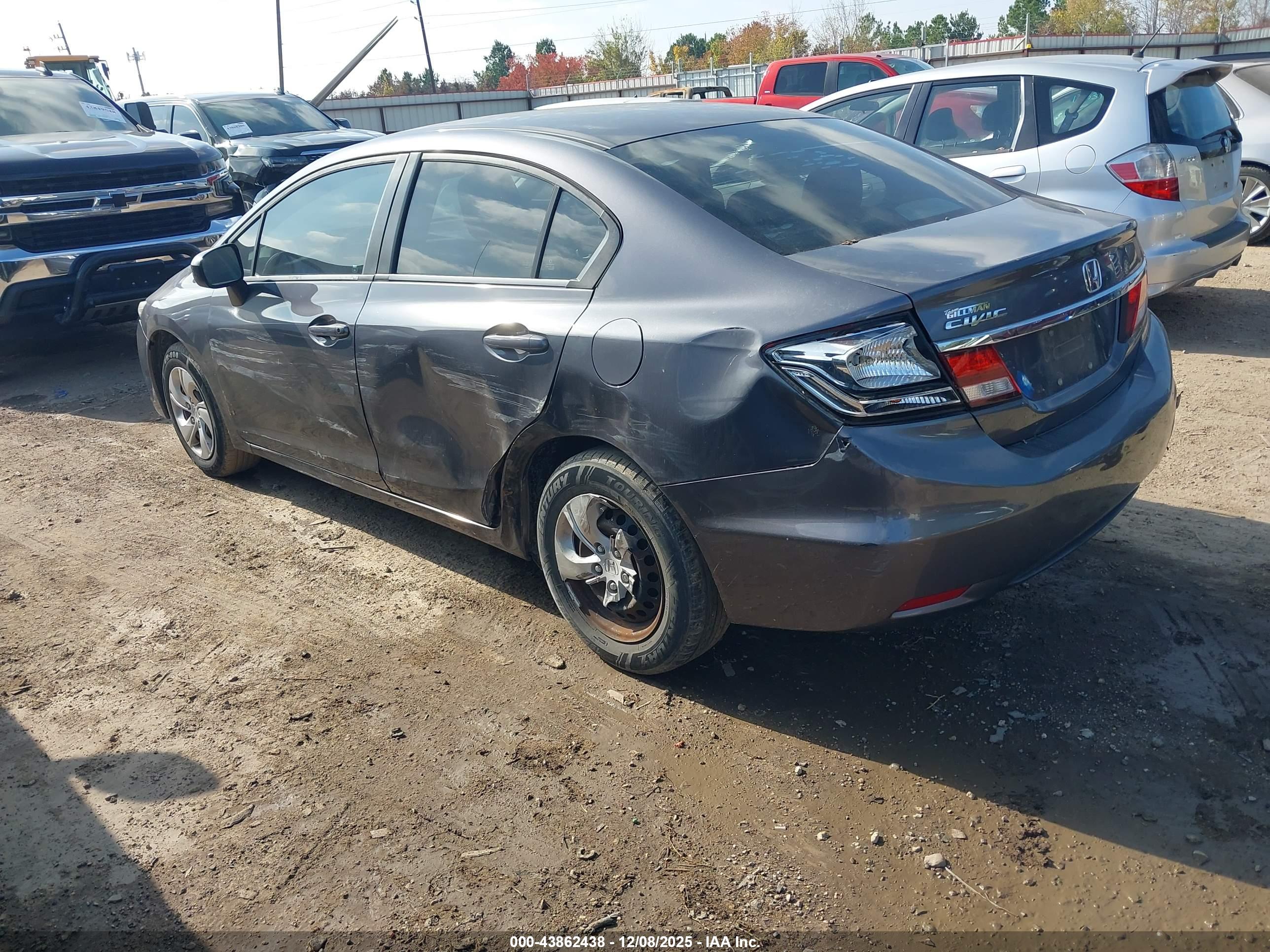 HONDA CIVIC image 3
