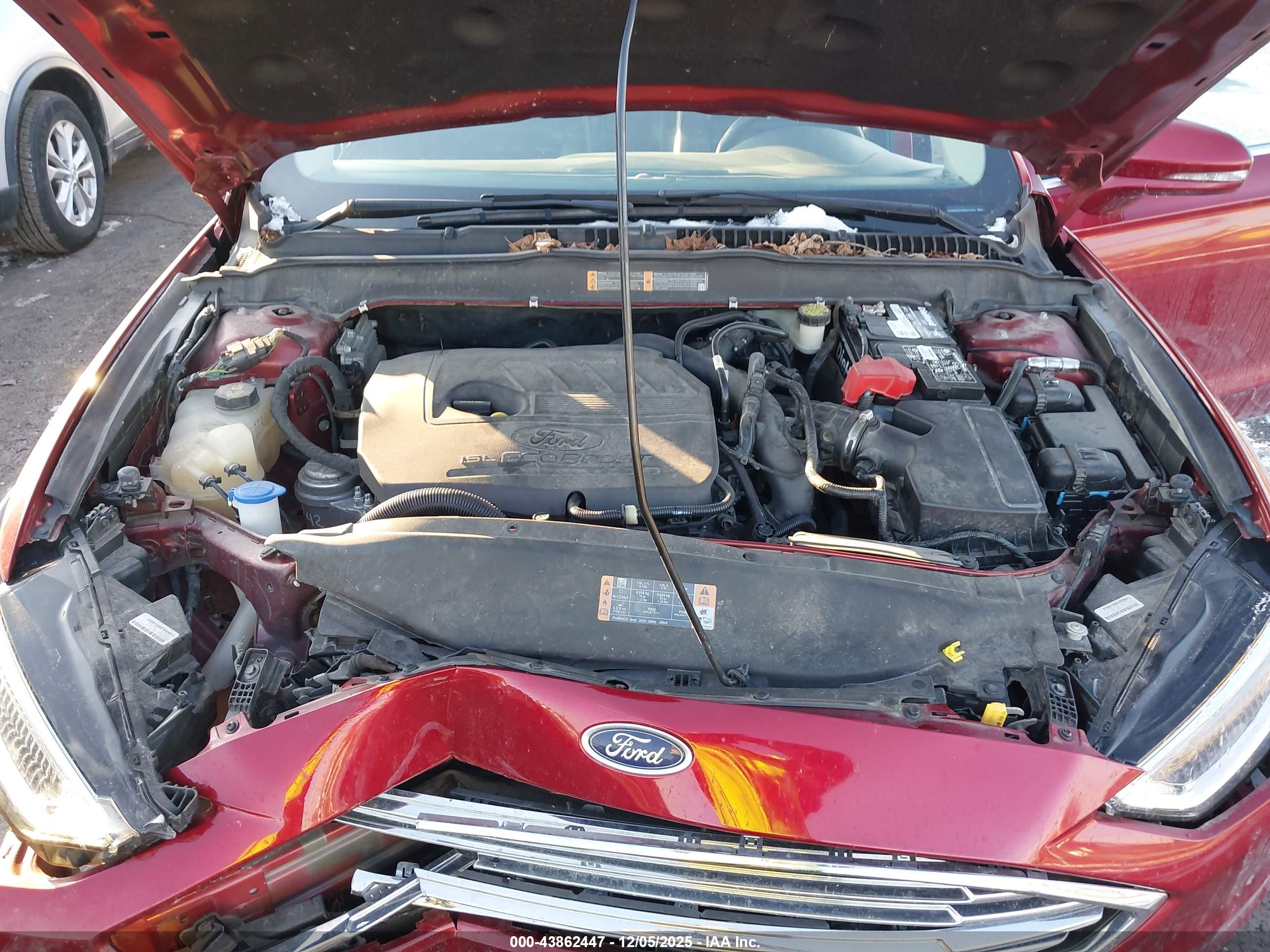 FORD FUSION image 10