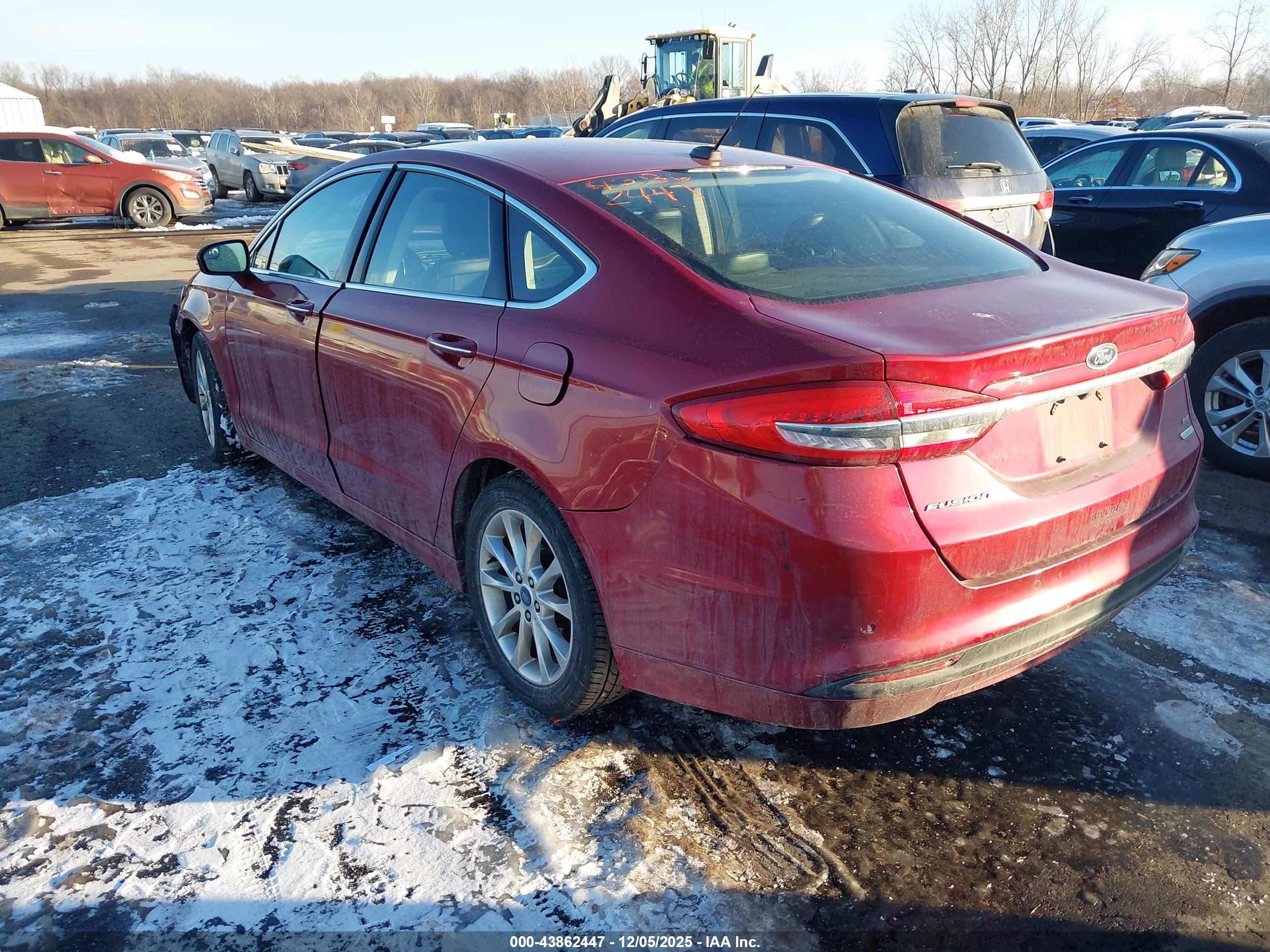 FORD FUSION image 3