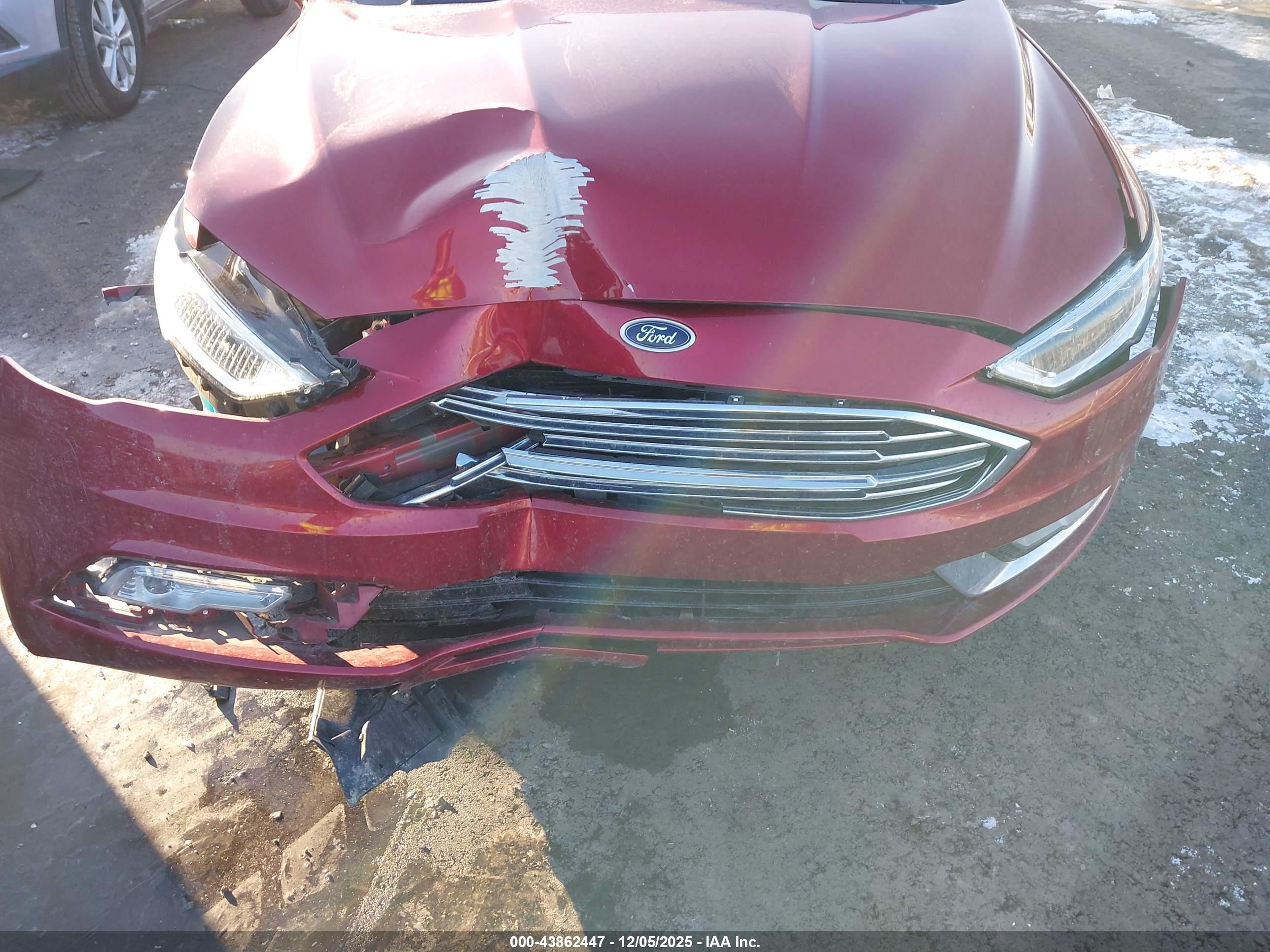 FORD FUSION image 6