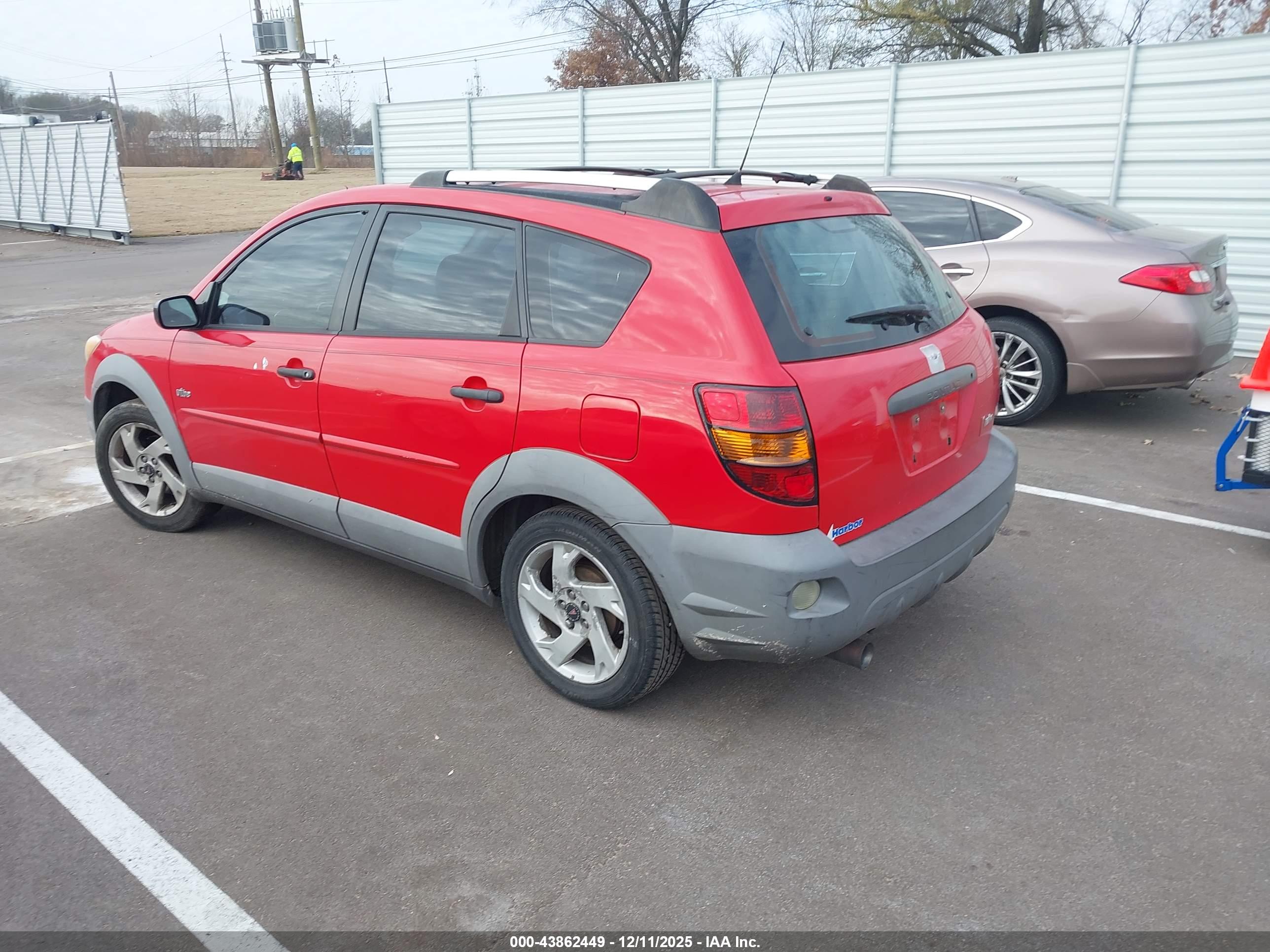 PONTIAC VIBE image 3