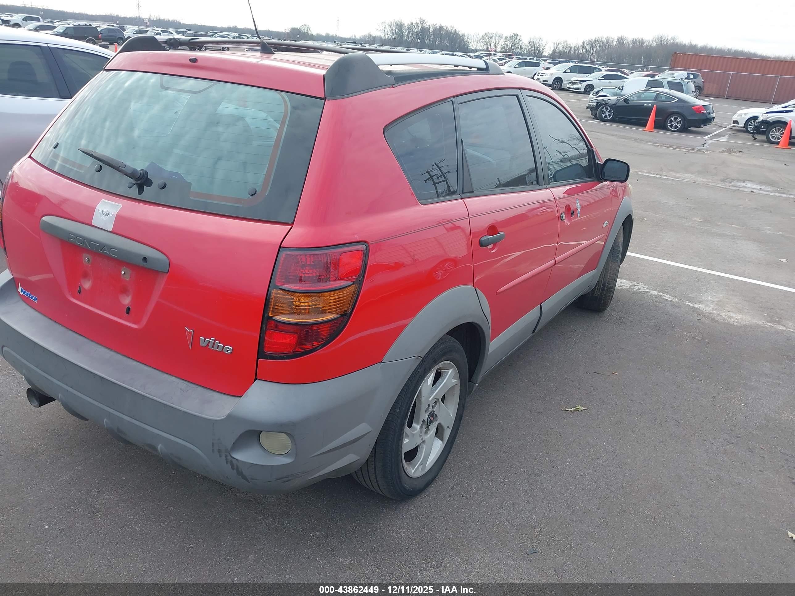 PONTIAC VIBE image 4