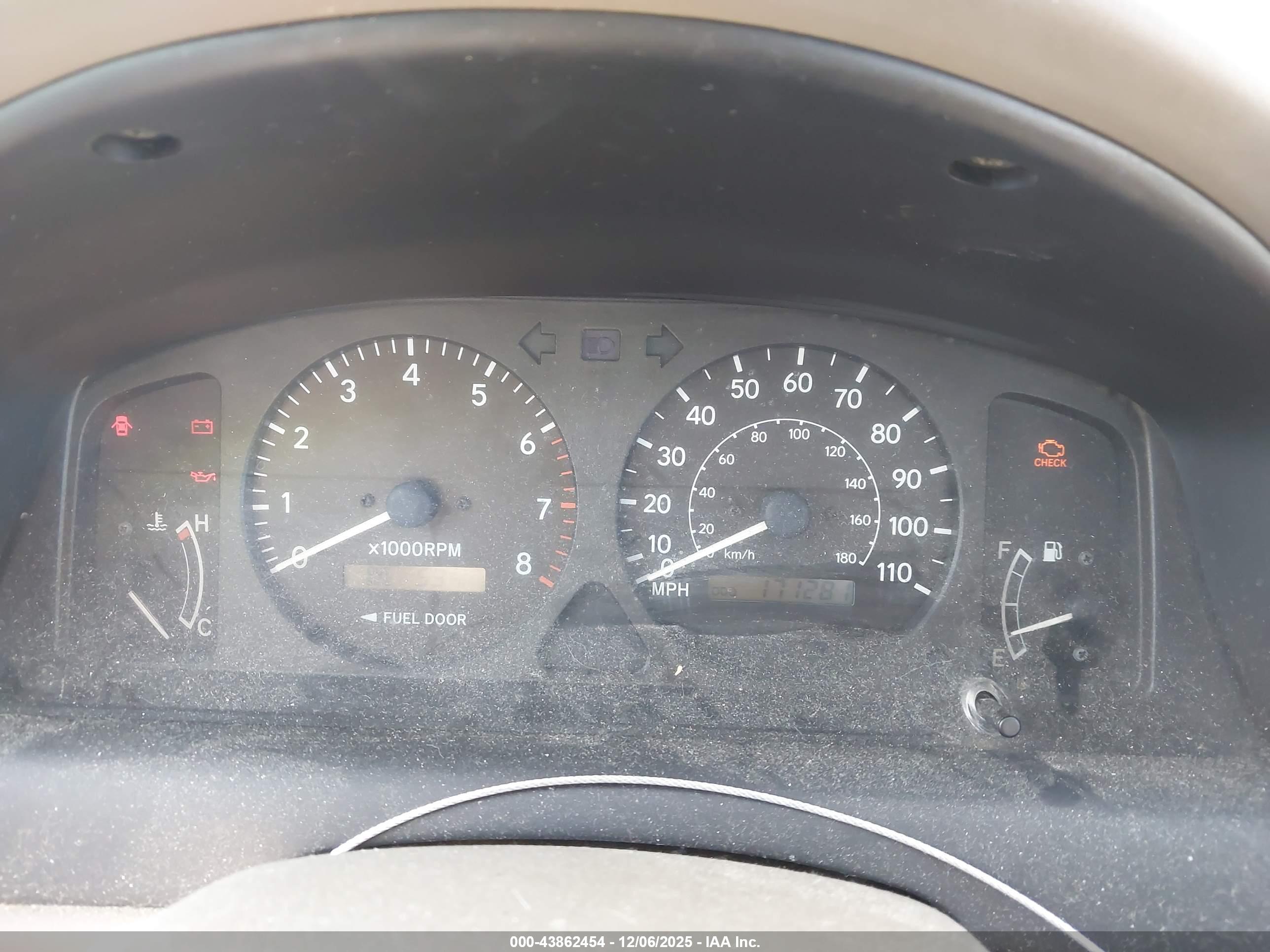 TOYOTA COROLLA image 7