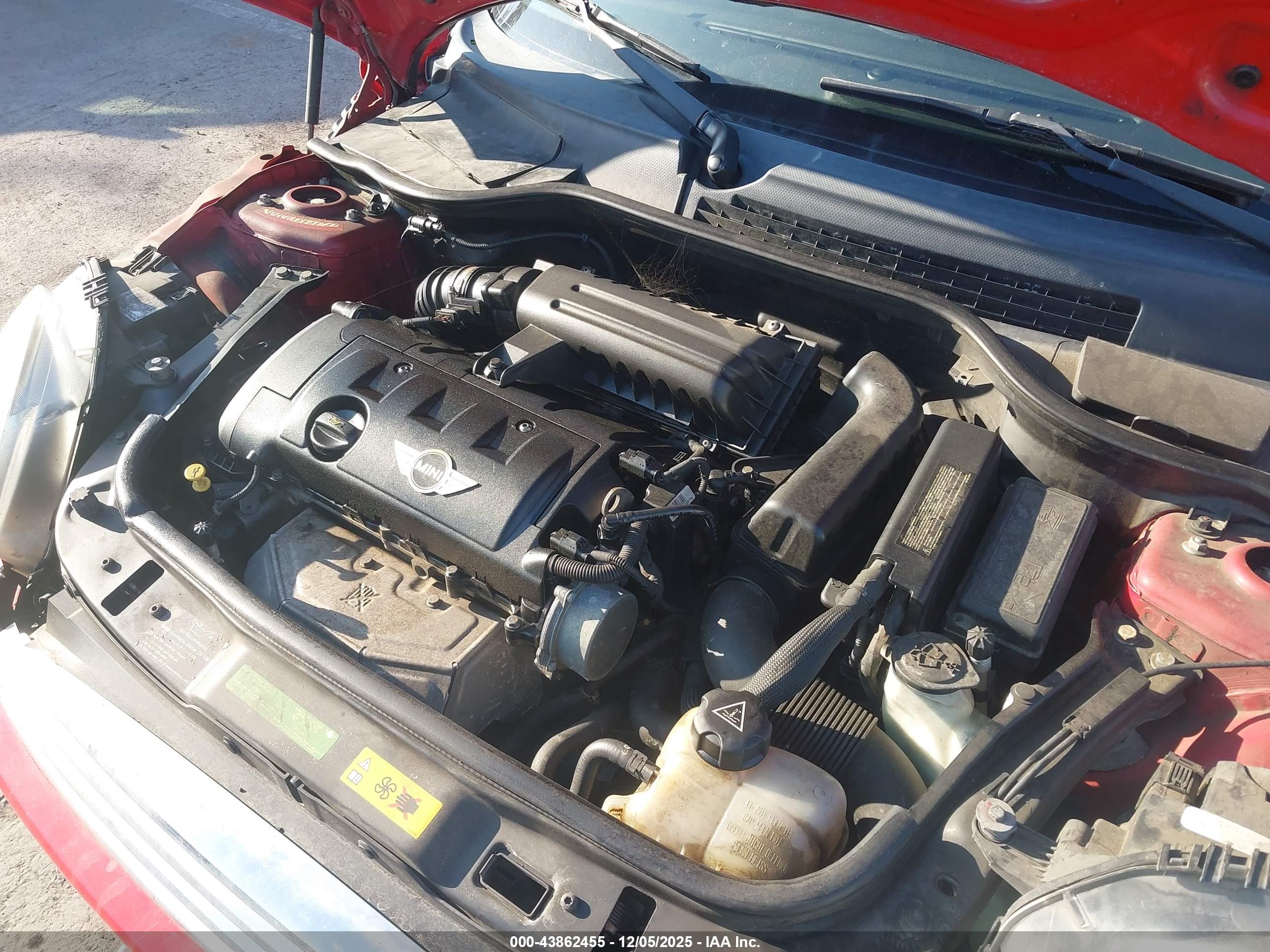 MINI COOPER image 10