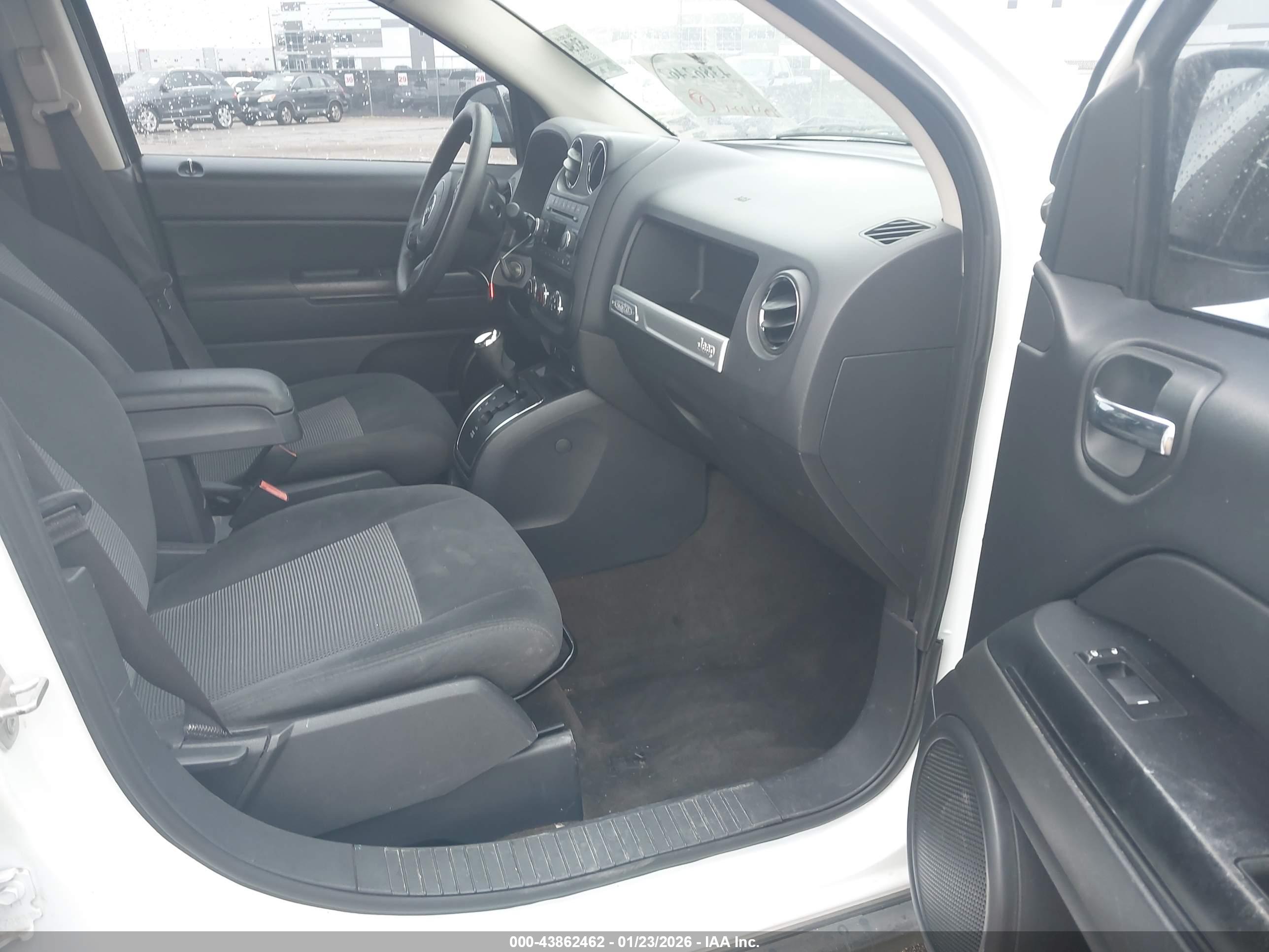 JEEP COMPASS image 5