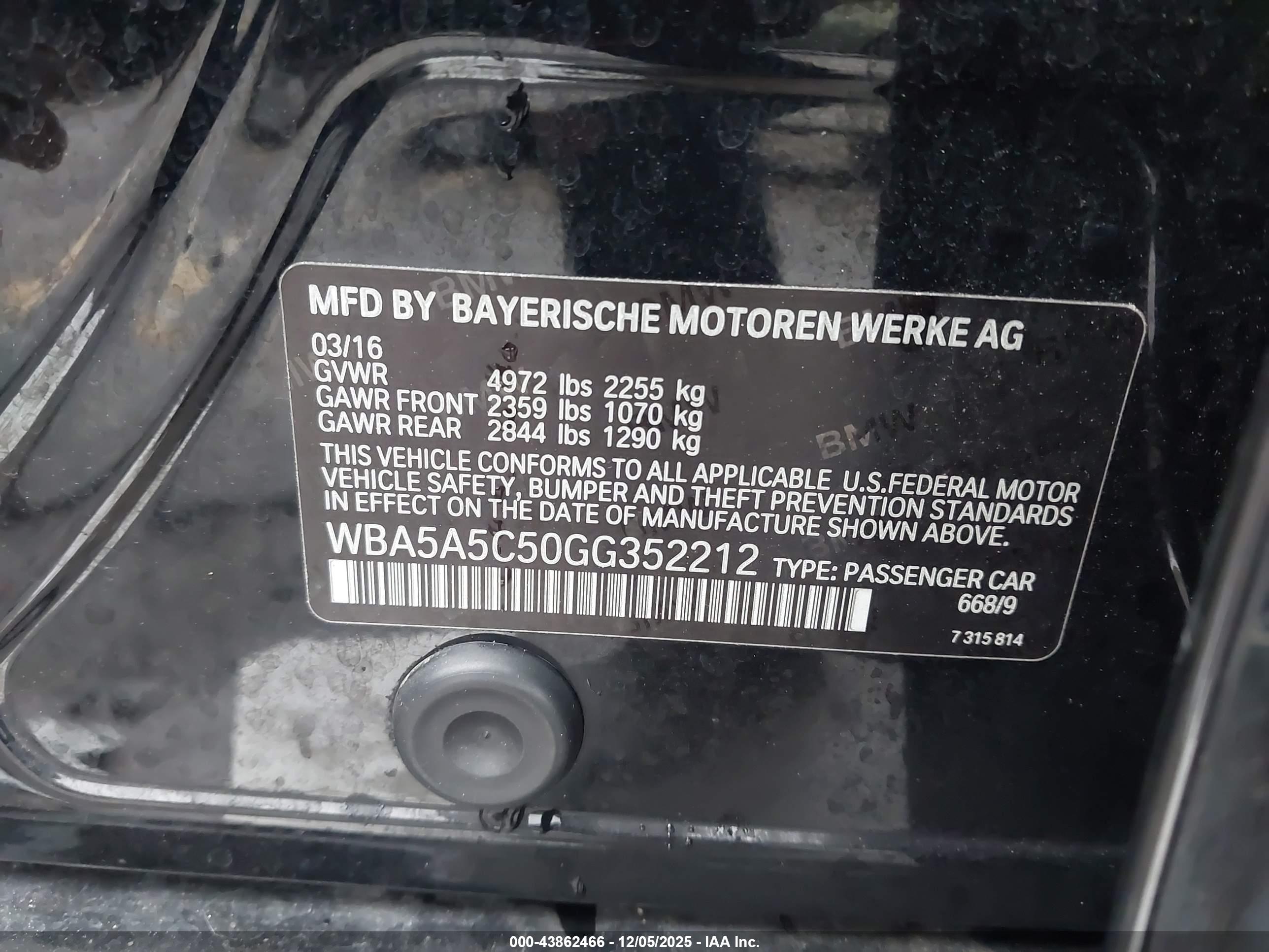 BMW 528I image 9