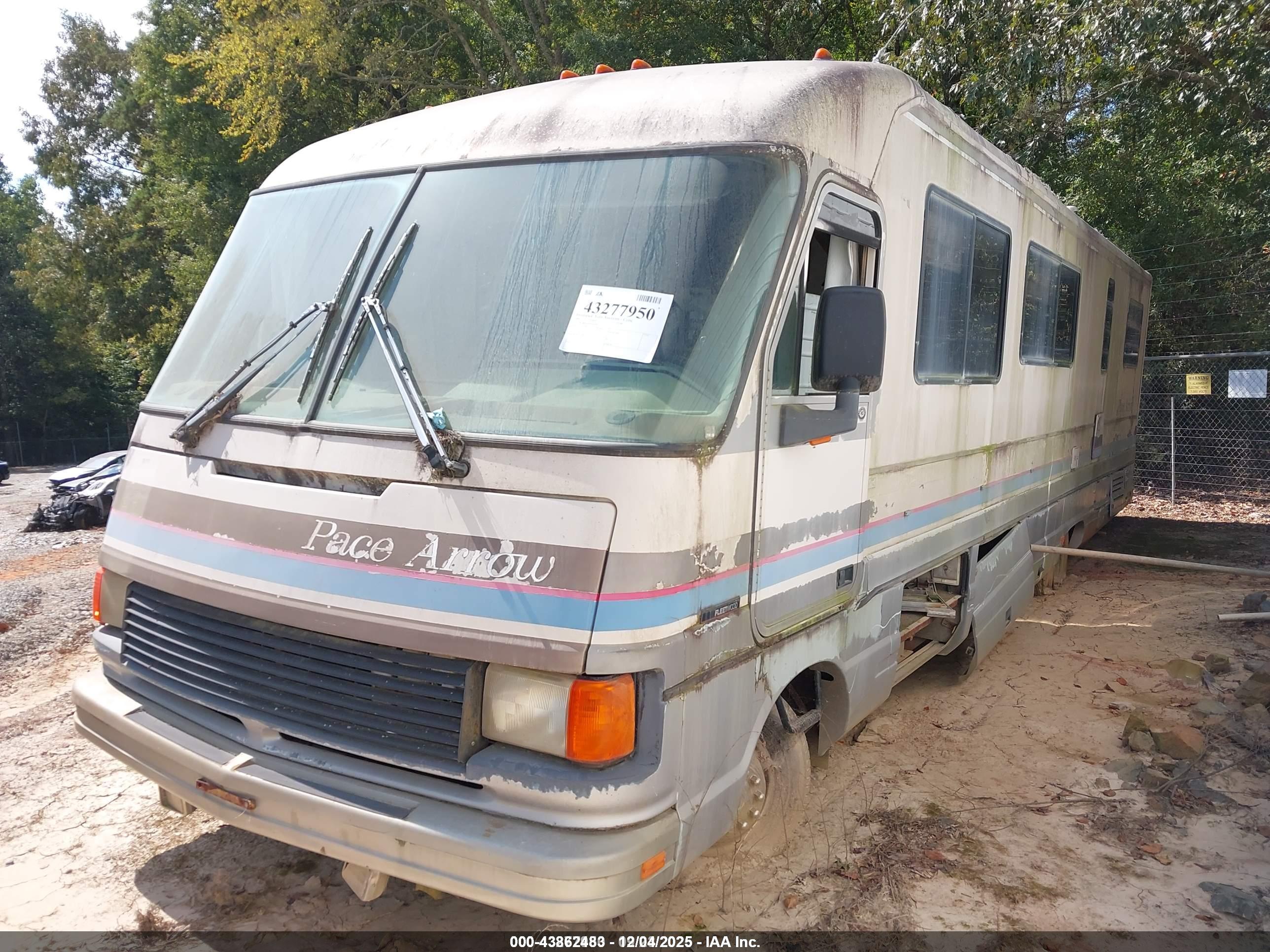 FORD F530 image 2
