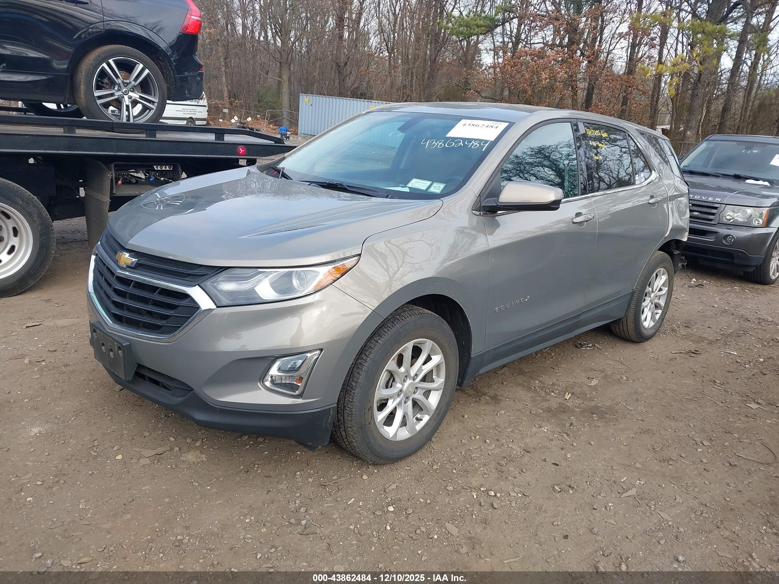 CHEVROLET EQUINOX image 2