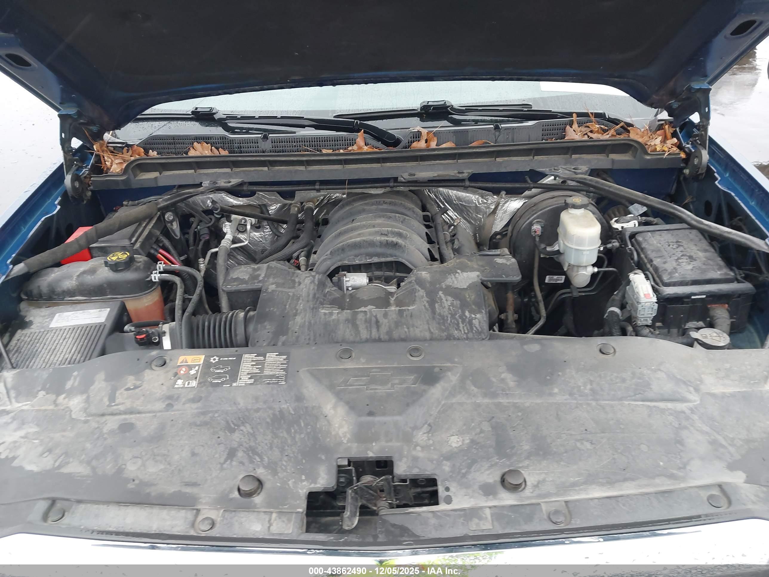 CHEVROLET SILVERADO image 10