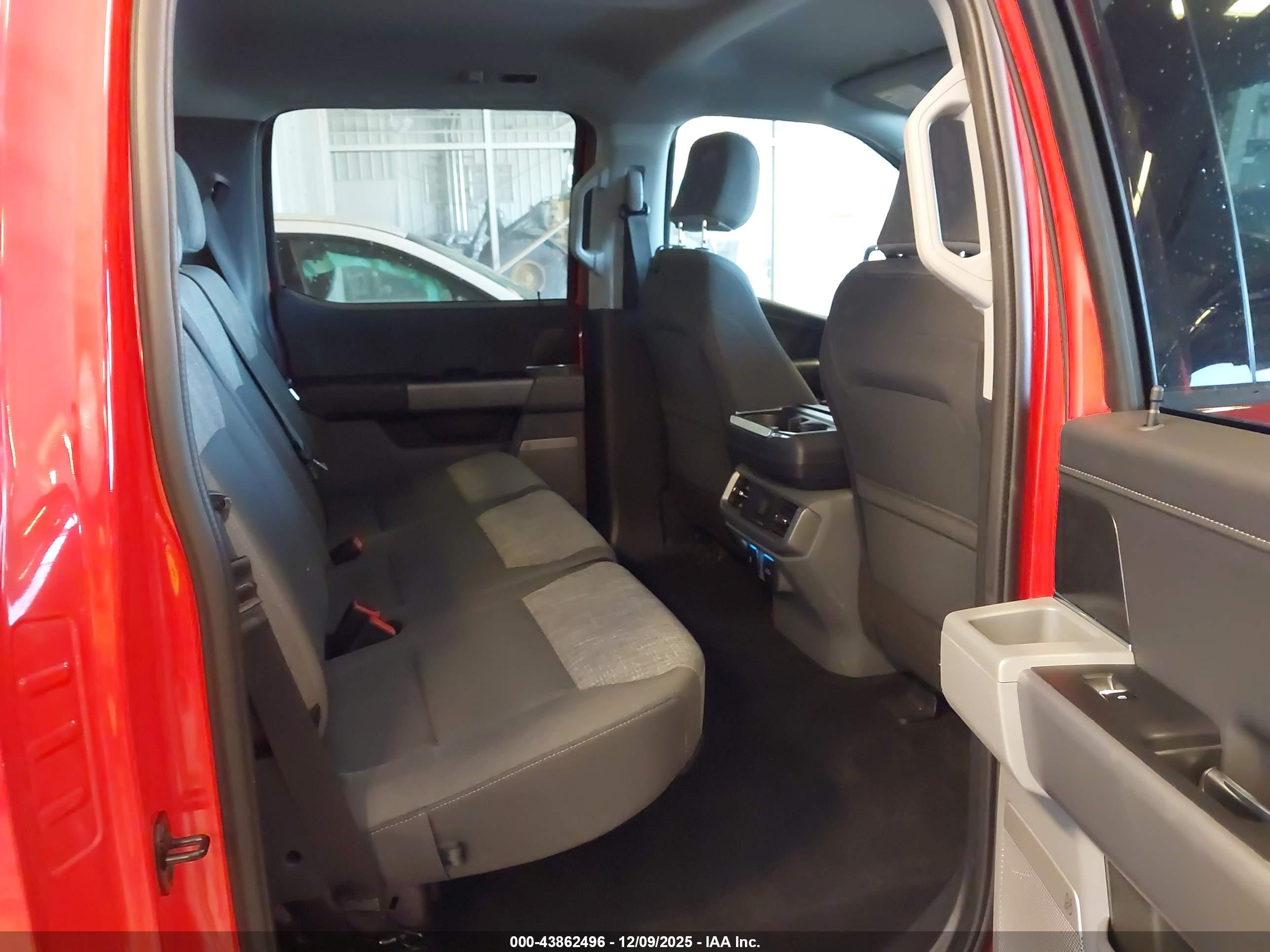 FORD F-150 image 8