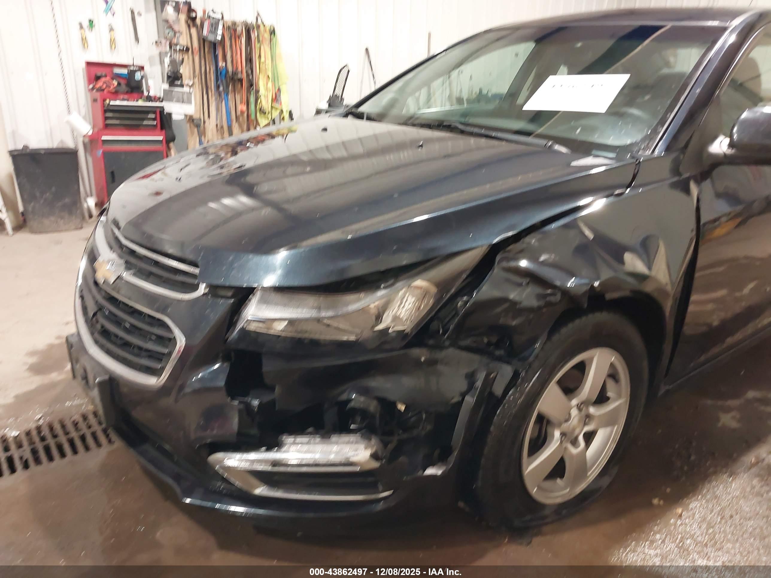 CHEVROLET CRUZE image 6