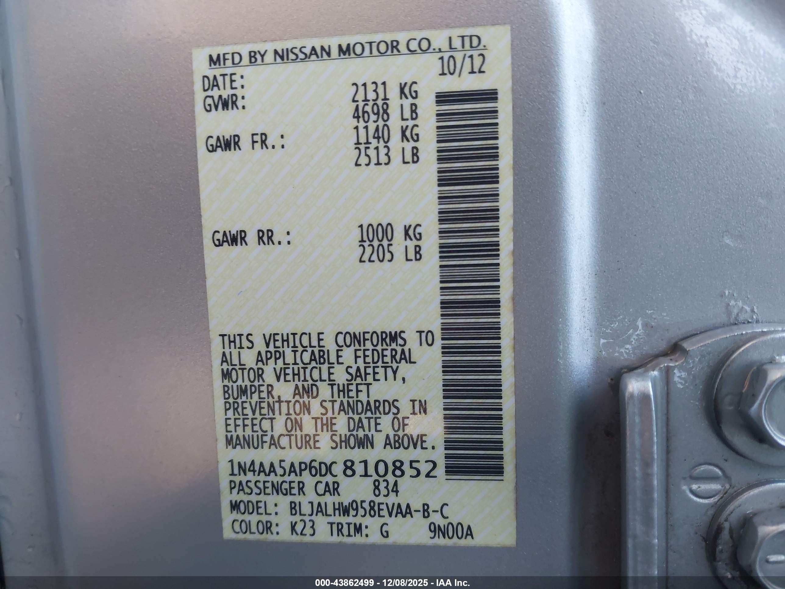 NISSAN MAXIMA image 9