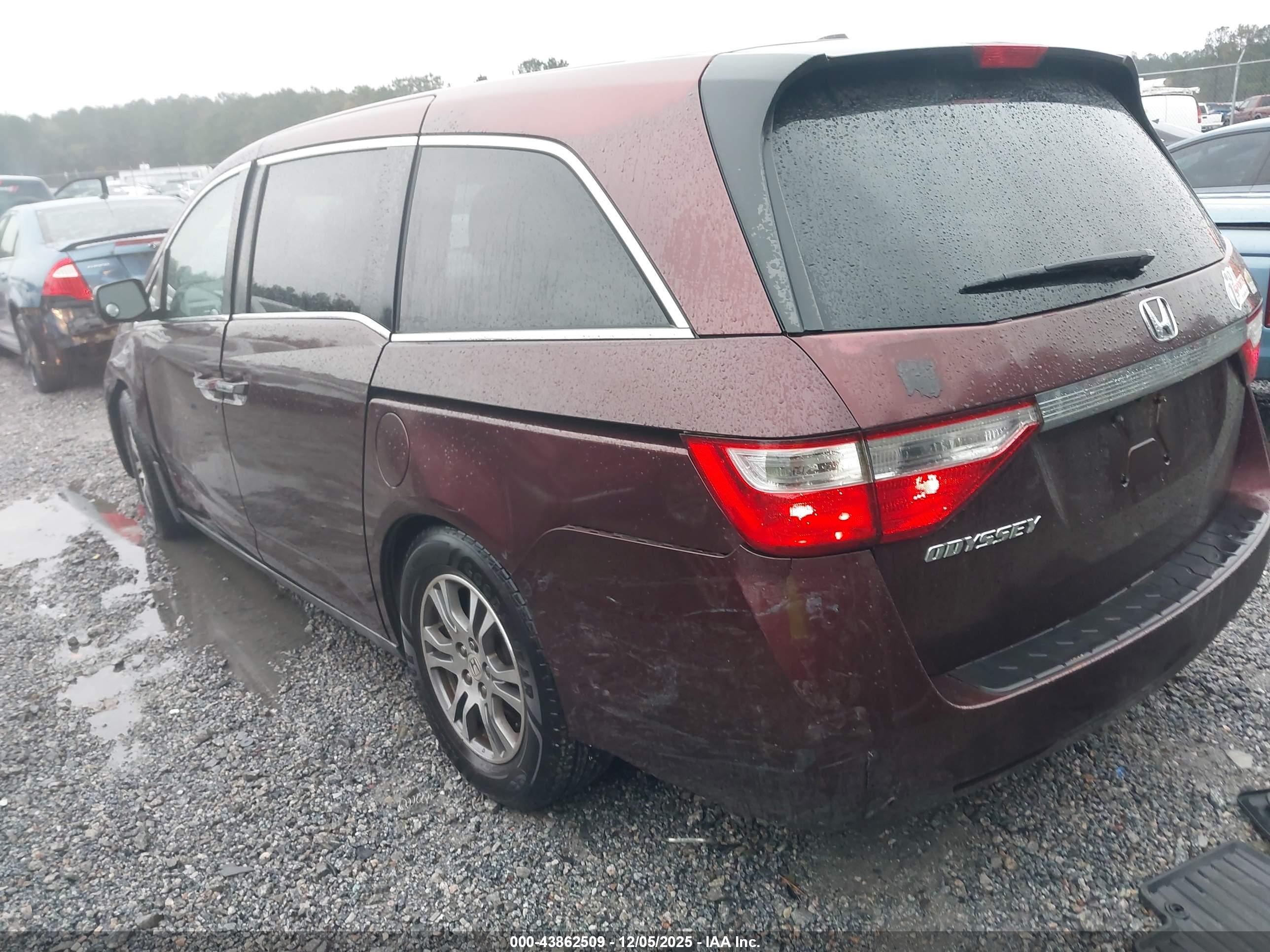 HONDA ODYSSEY image 3