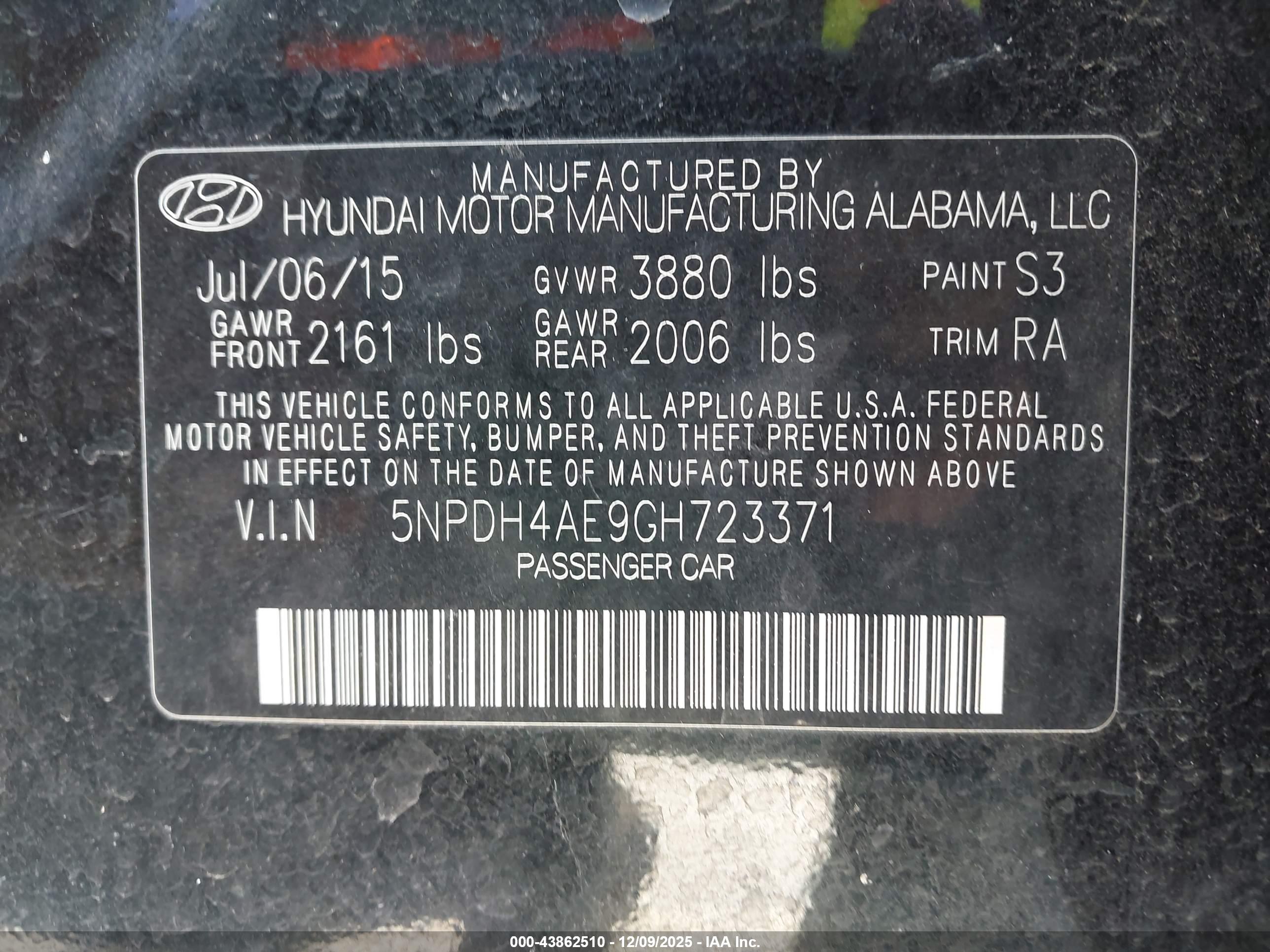 HYUNDAI ELANTRA image 9