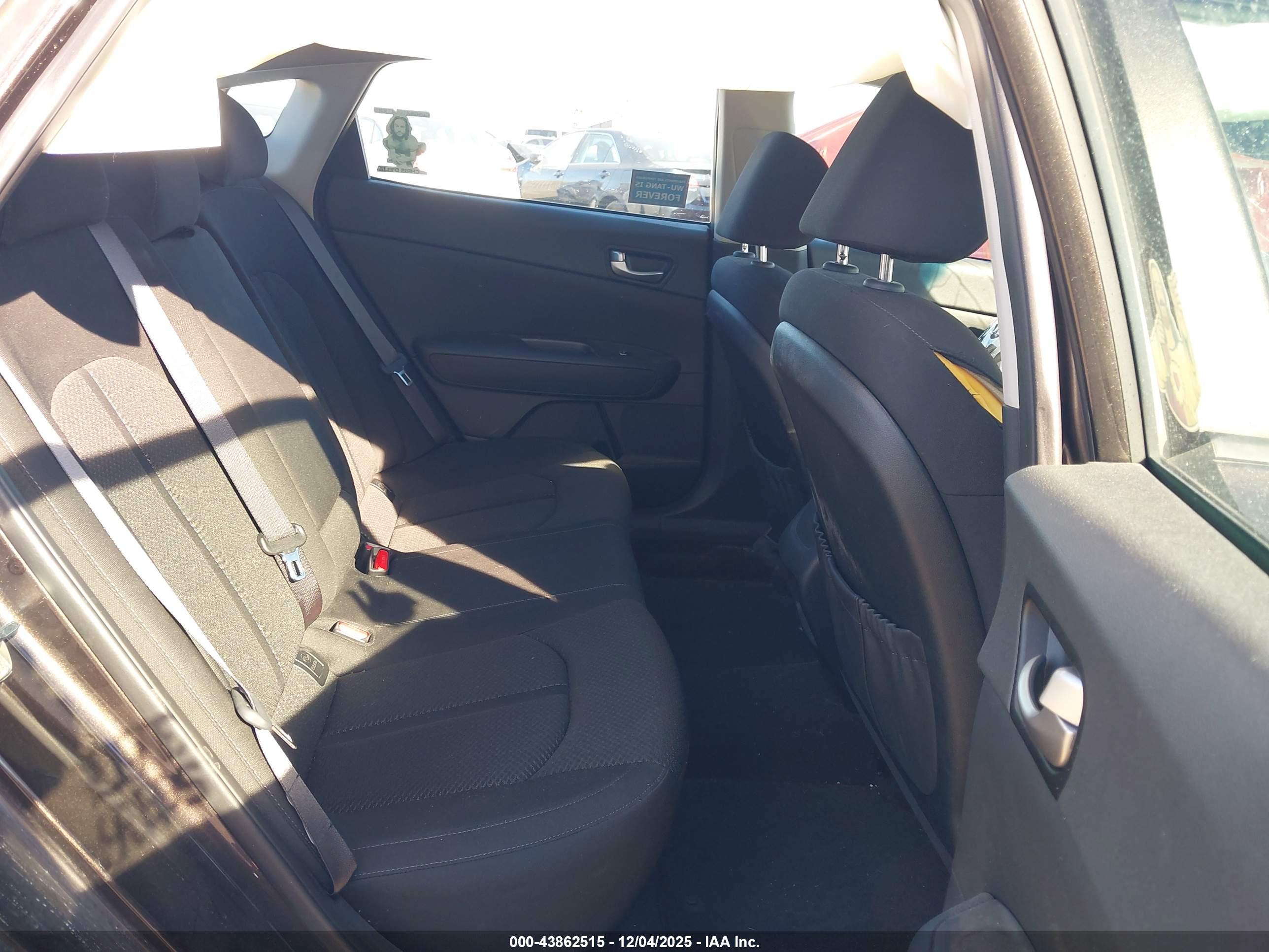KIA OPTIMA image 8