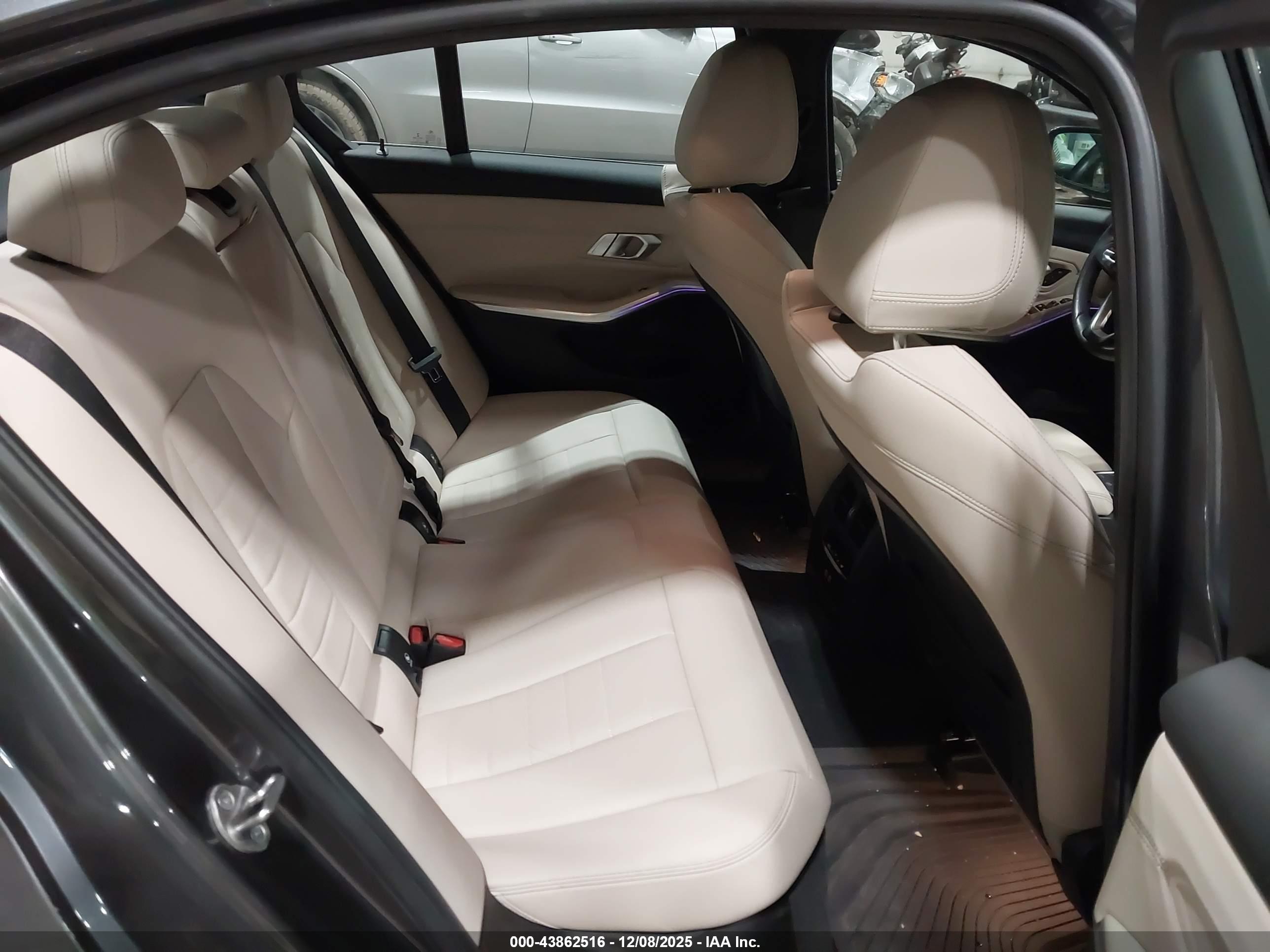 BMW 330I image 8