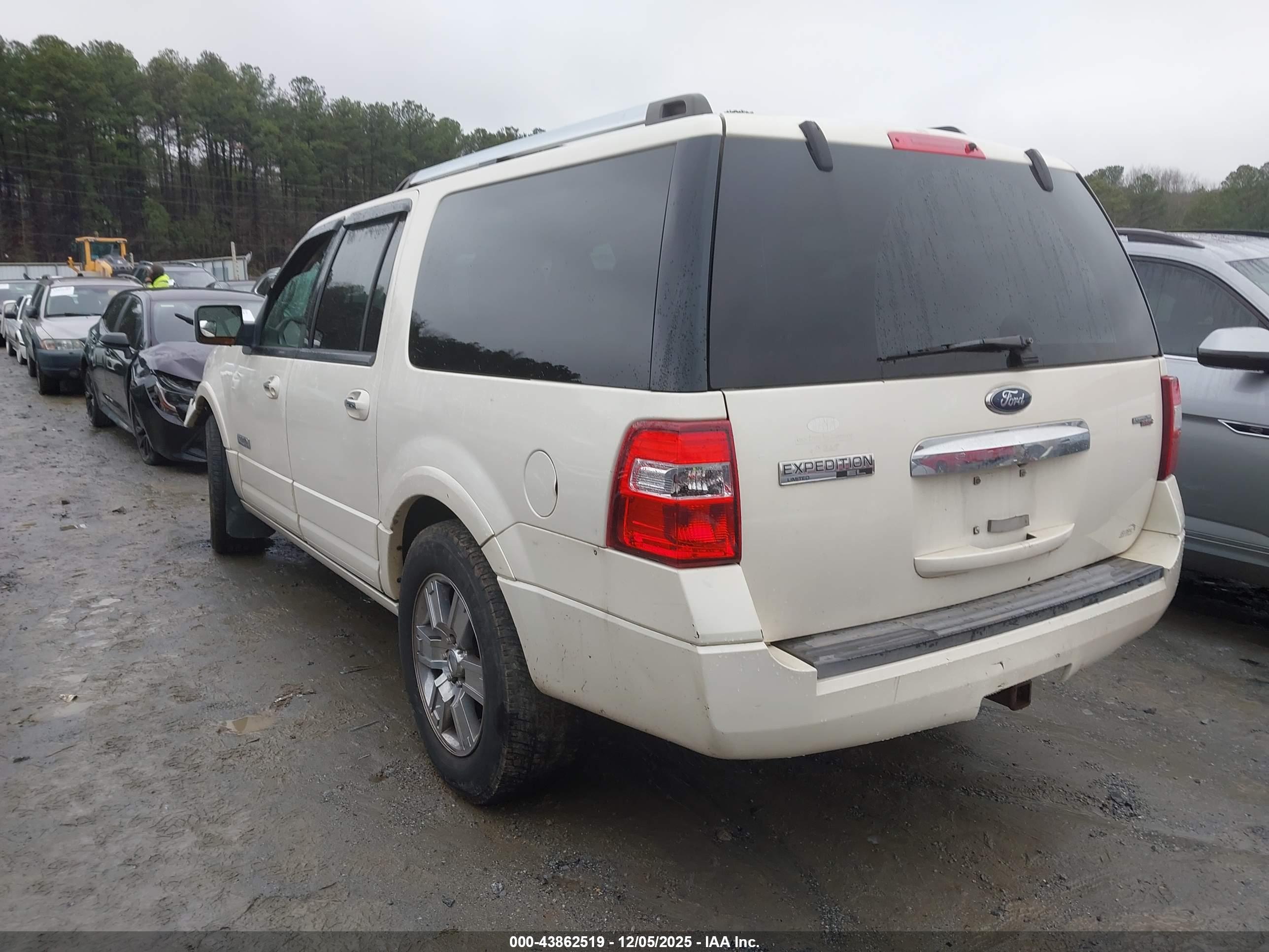 FORD EXPEDITION image 3