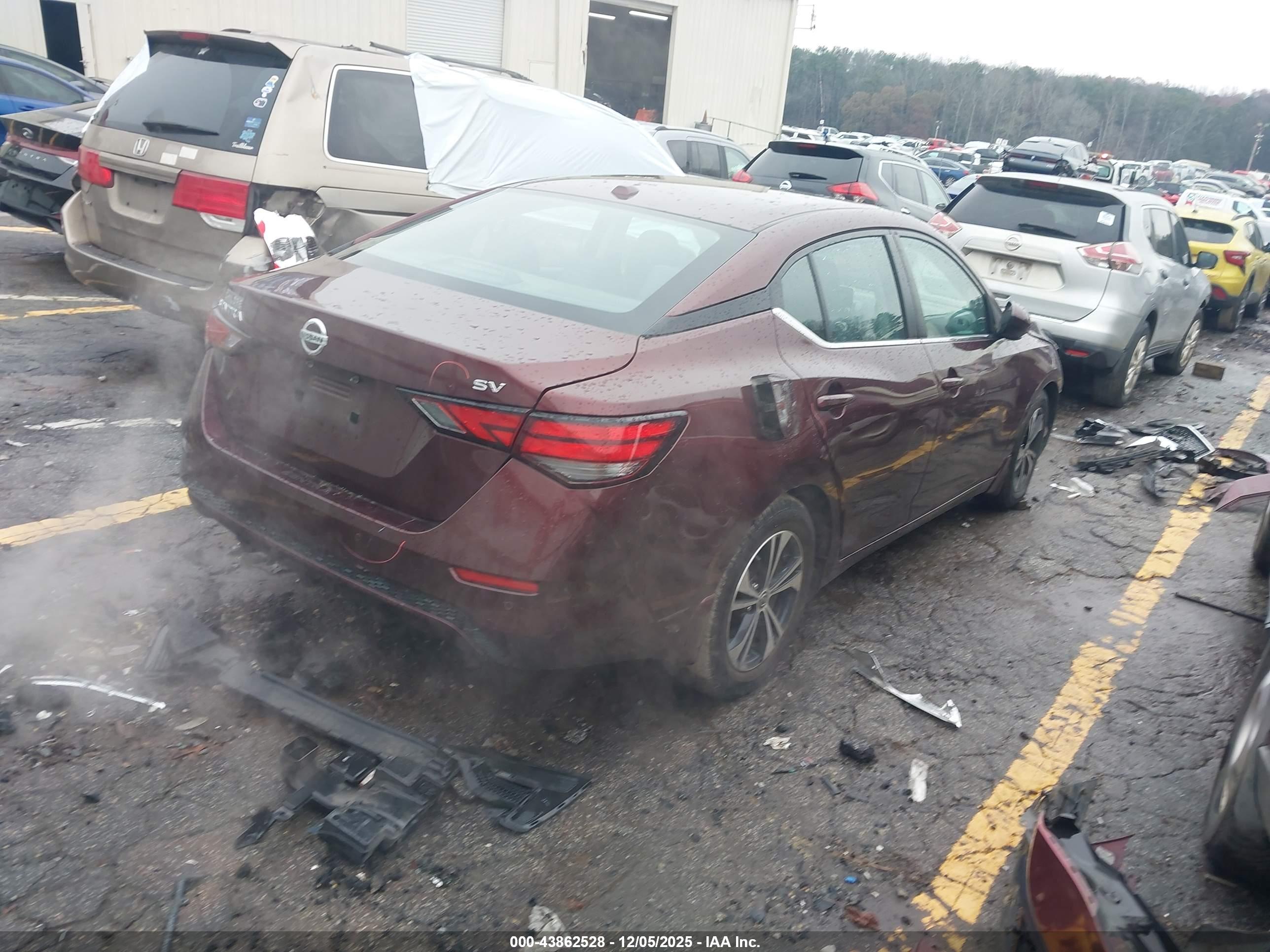 NISSAN SENTRA image 4
